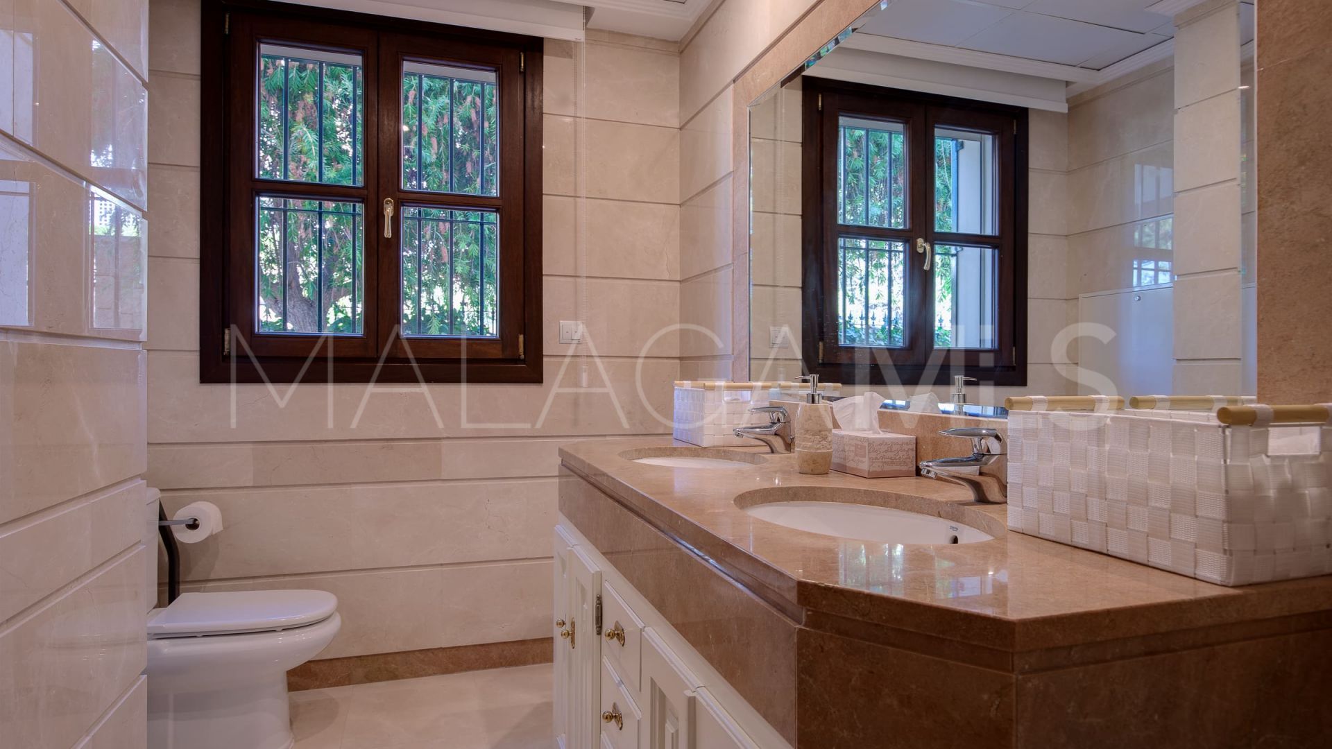 Los Arqueros, villa for sale