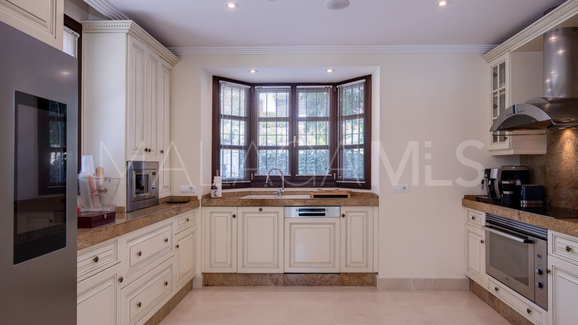 Los Arqueros, villa for sale
