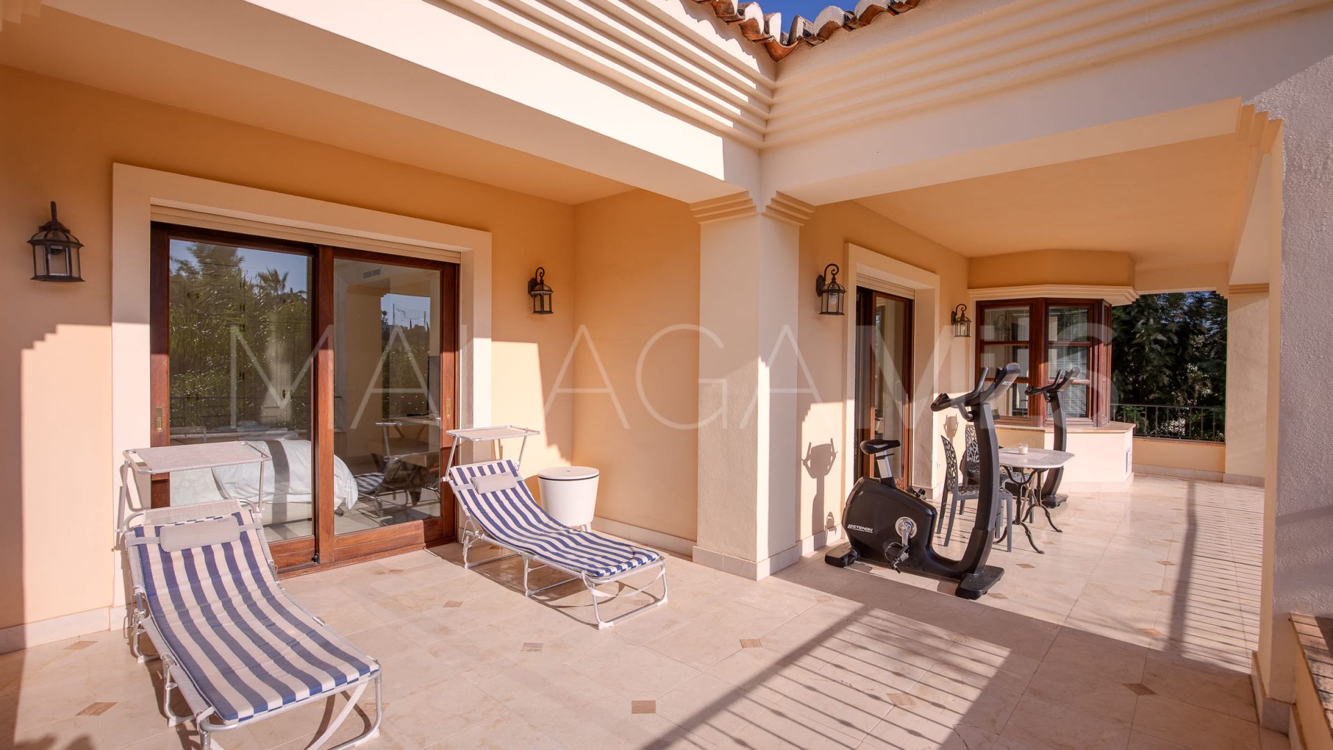Los Arqueros, villa for sale