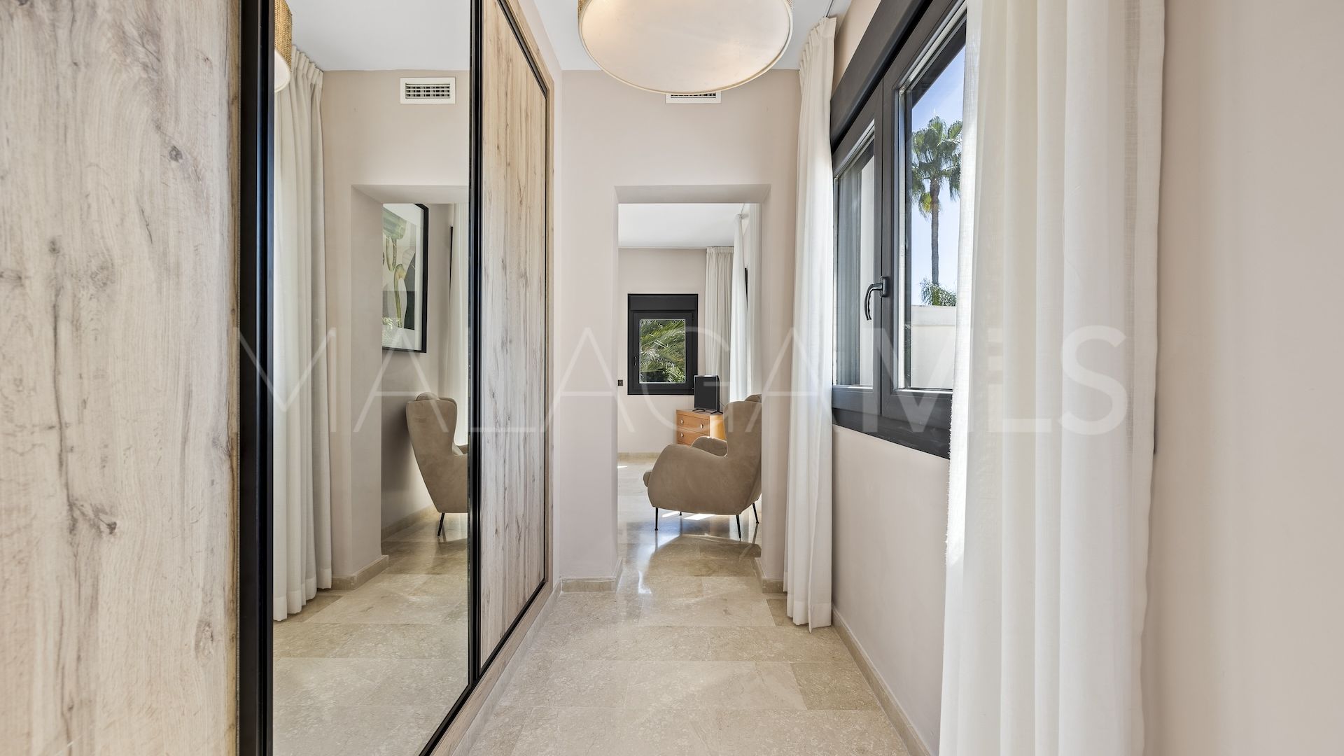Villa for sale in Paraiso Alto