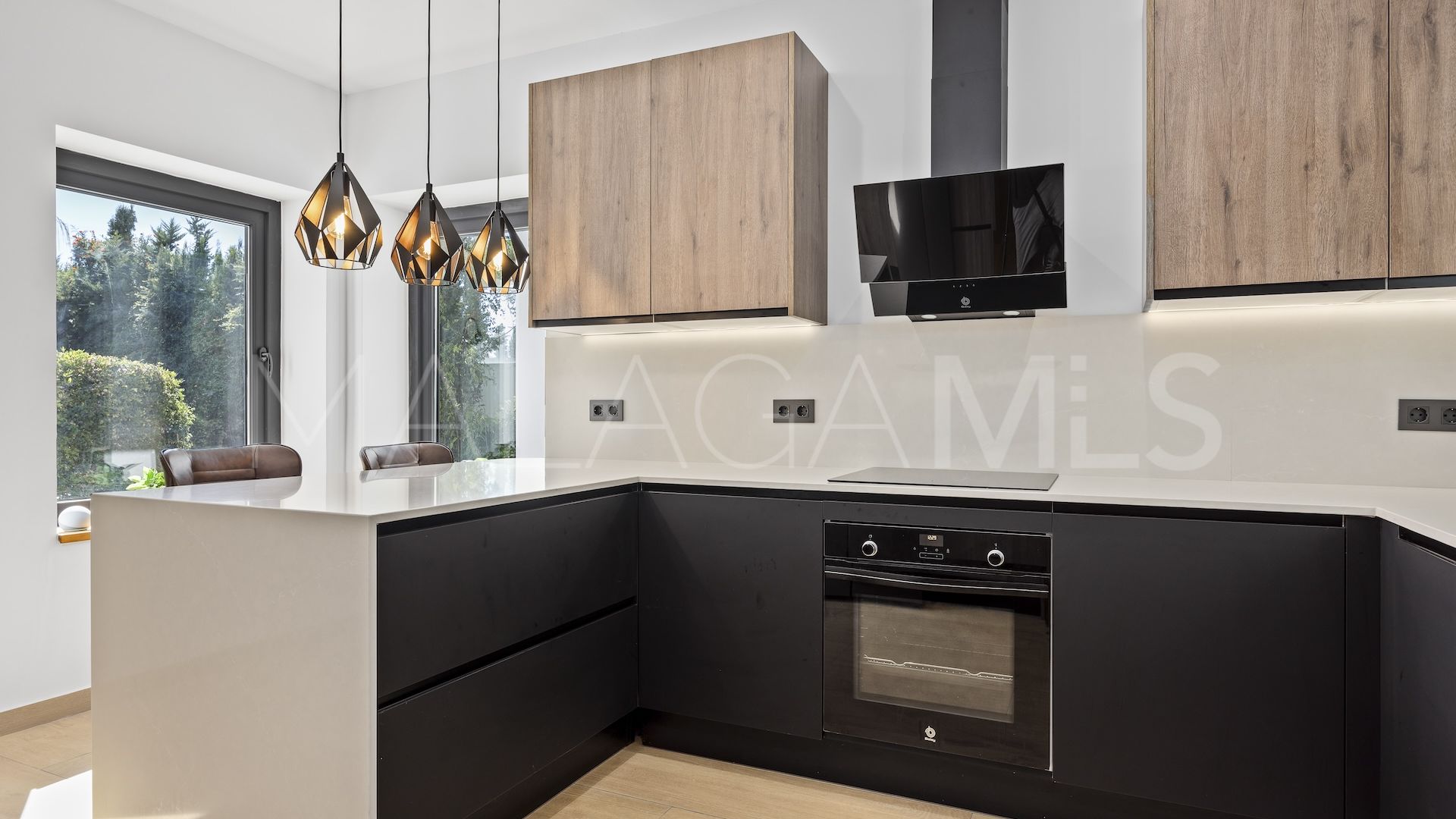 Villa for sale in Paraiso Alto