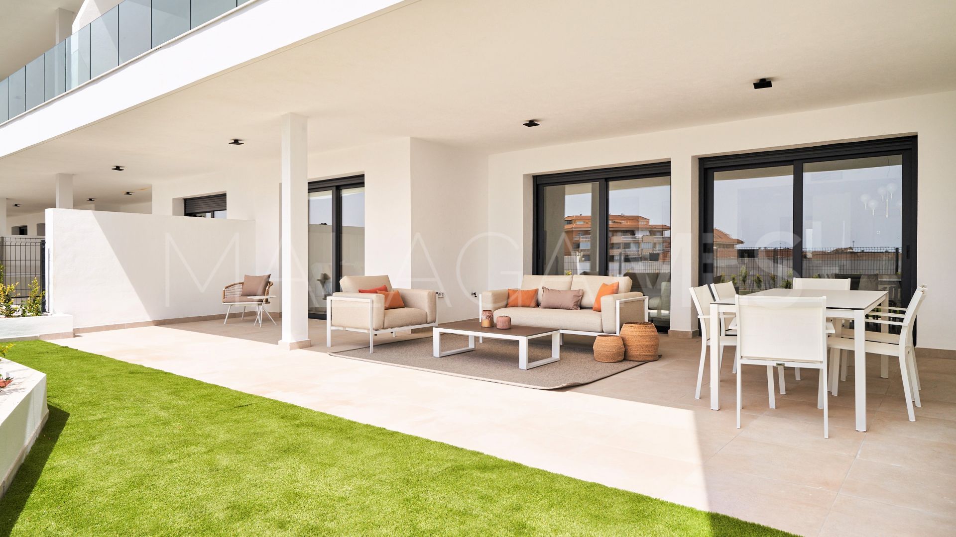 Markplanslägenhet for sale in Fuengirola