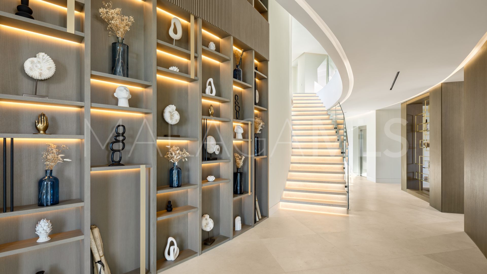 Mansion for sale in La Zagaleta