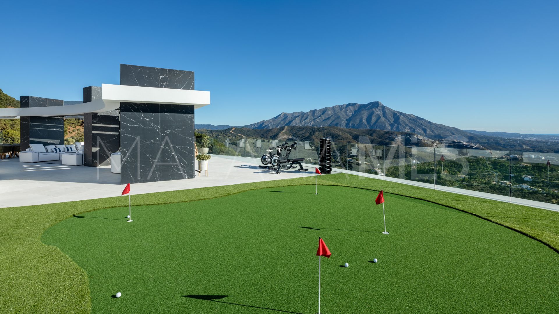 Mansion for sale in La Zagaleta