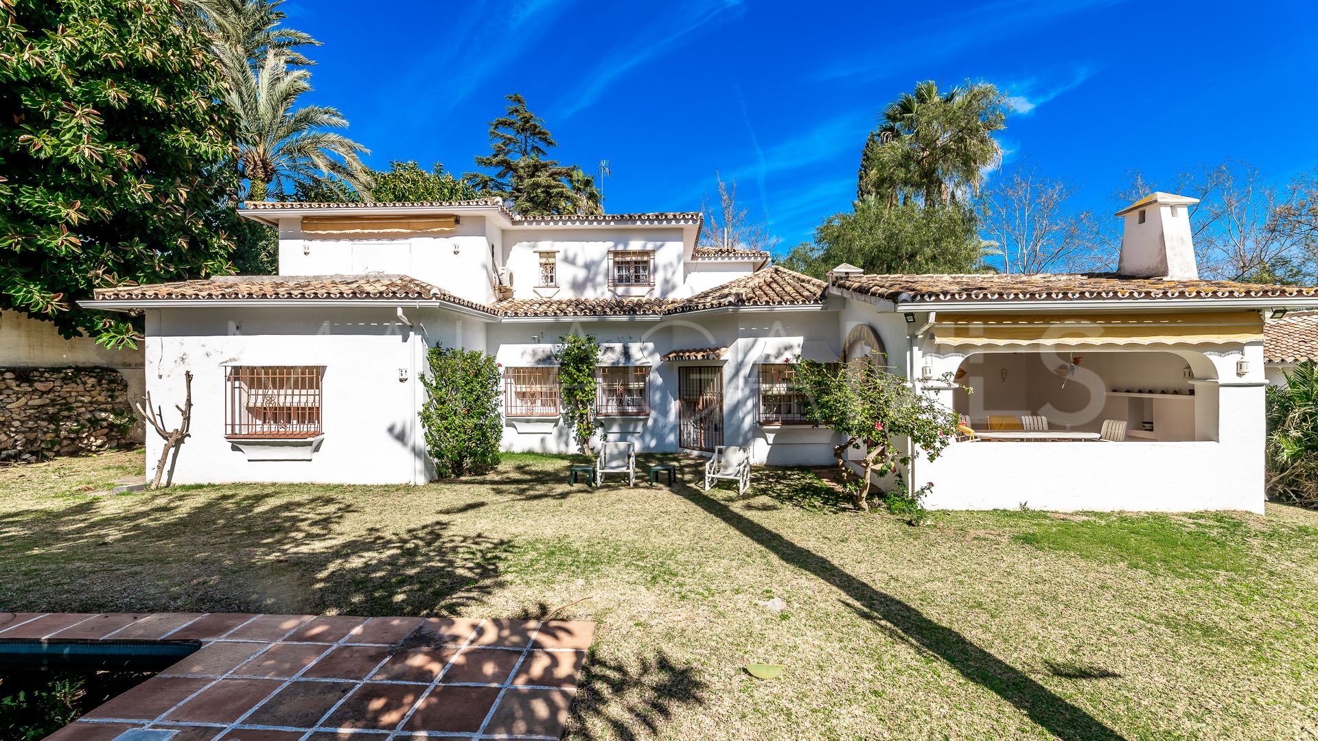 Villa for sale in Guadalmina Alta