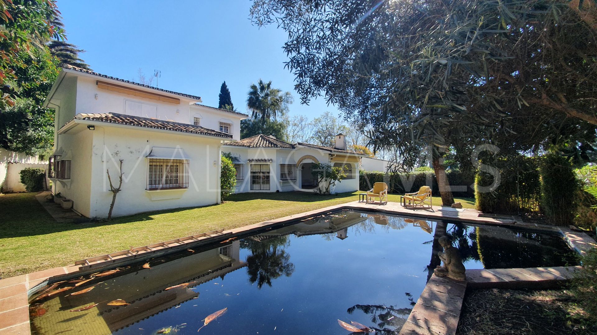 Villa for sale in Guadalmina Alta