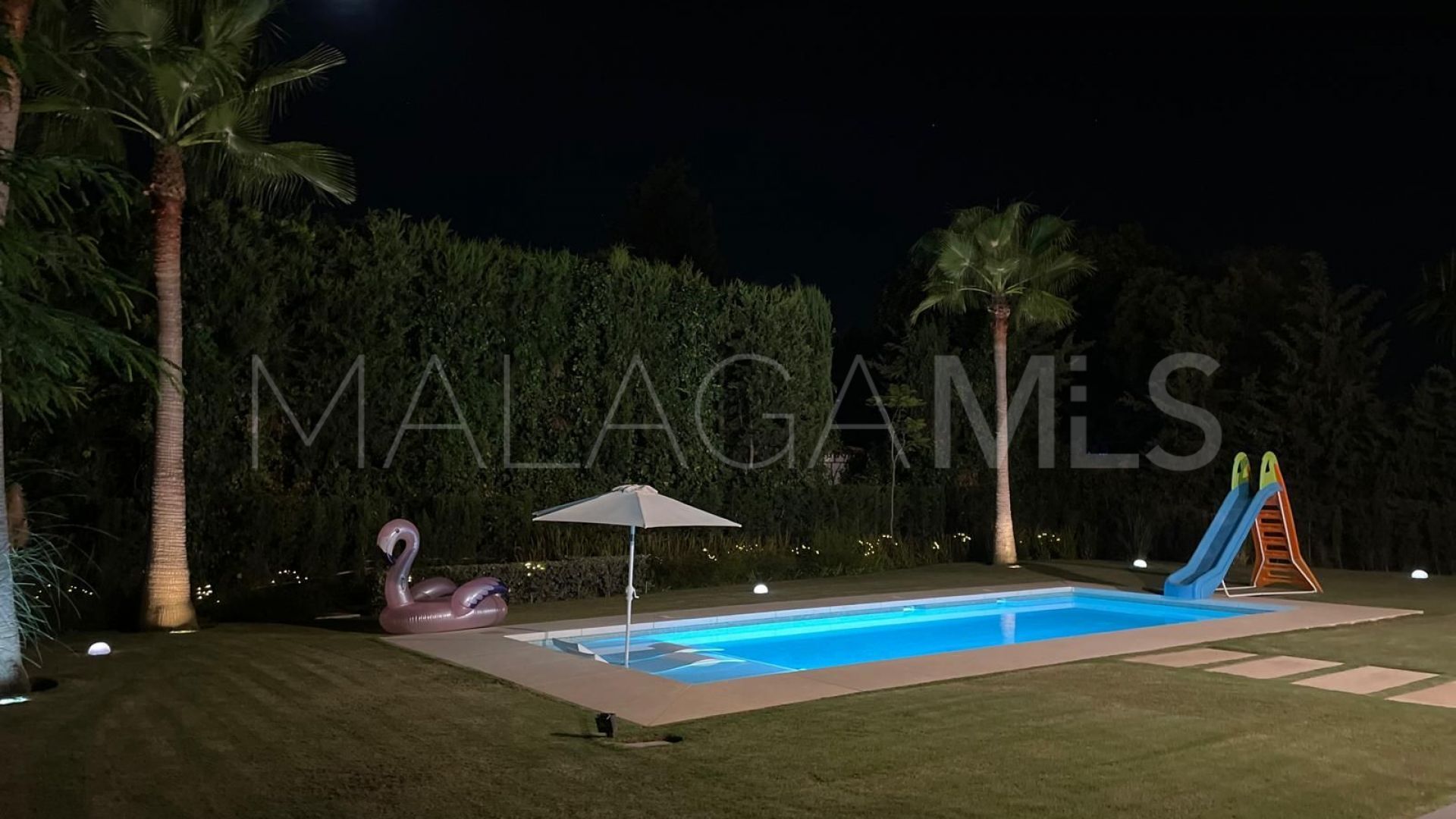 Villa a la venta de 4 bedrooms in Atalaya