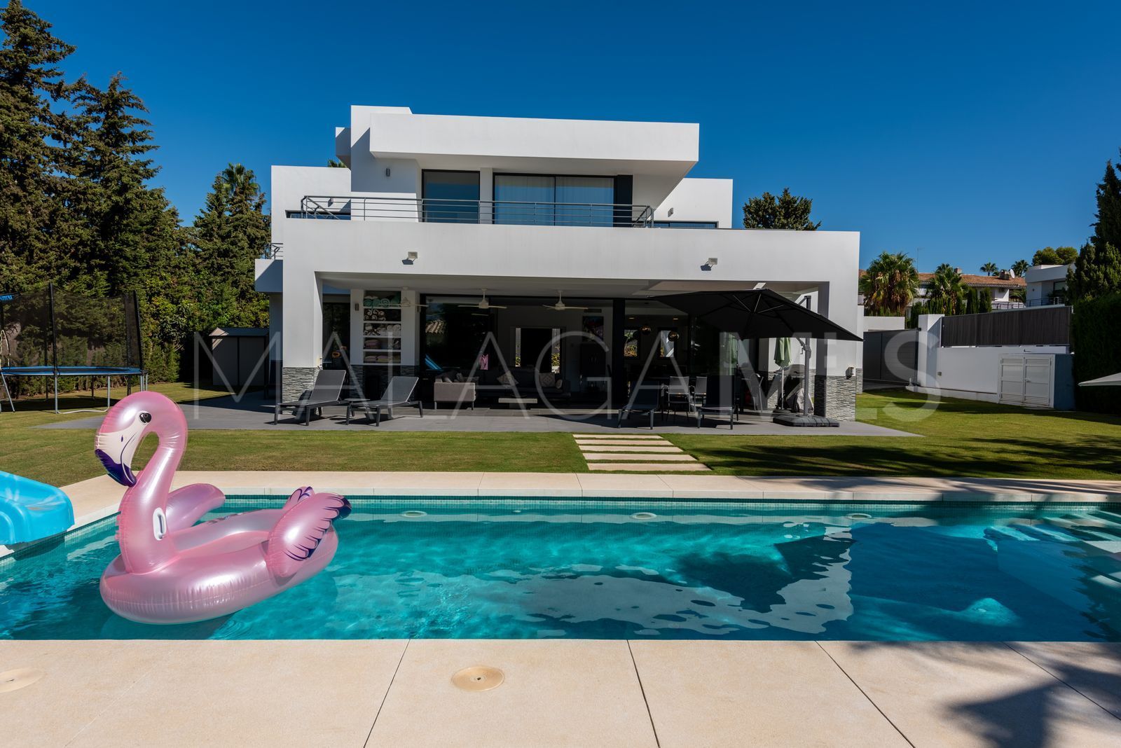 Villa a la venta de 4 bedrooms in Atalaya