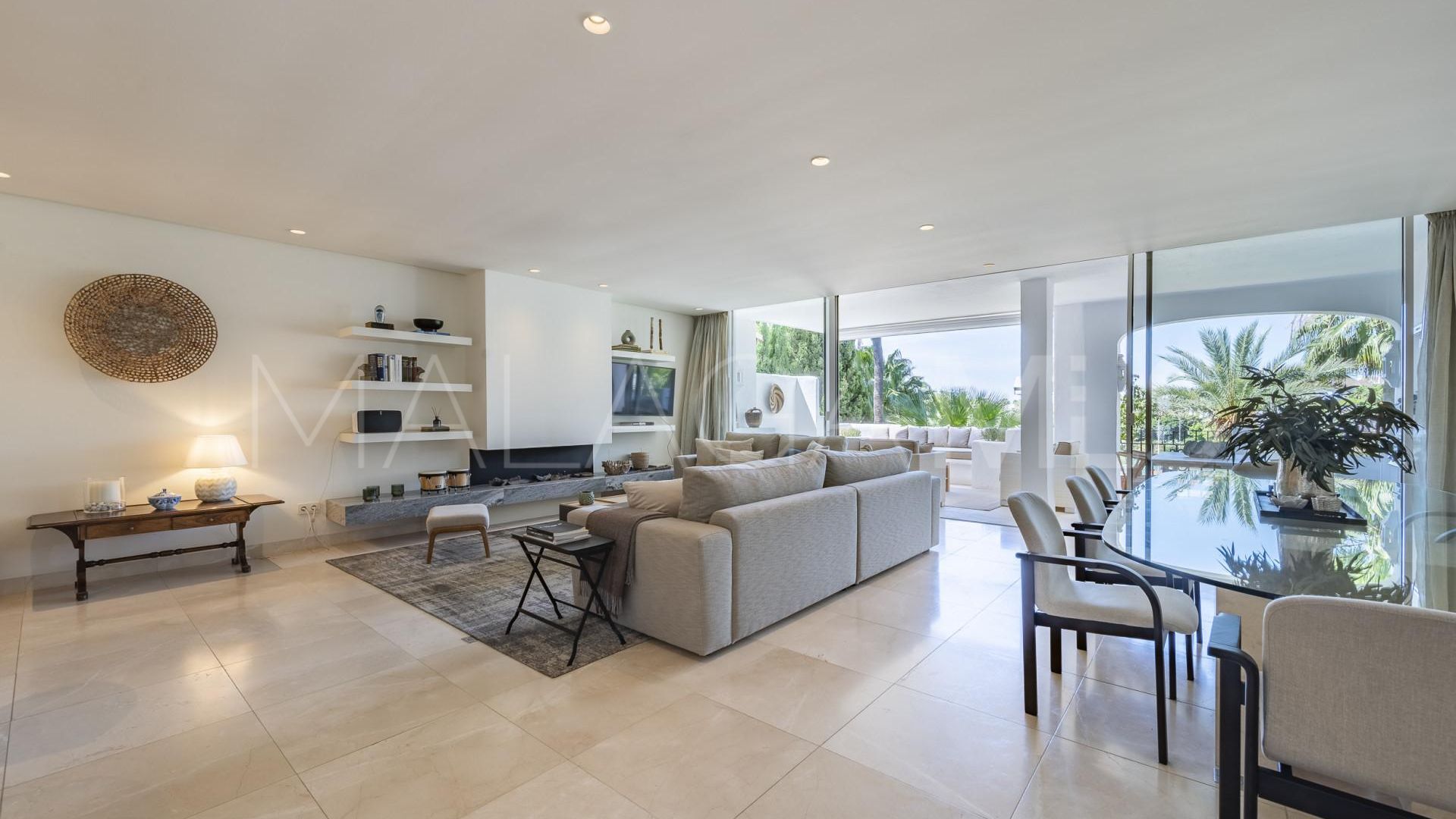 Duplex penthouse for sale in Marina Puente Romano