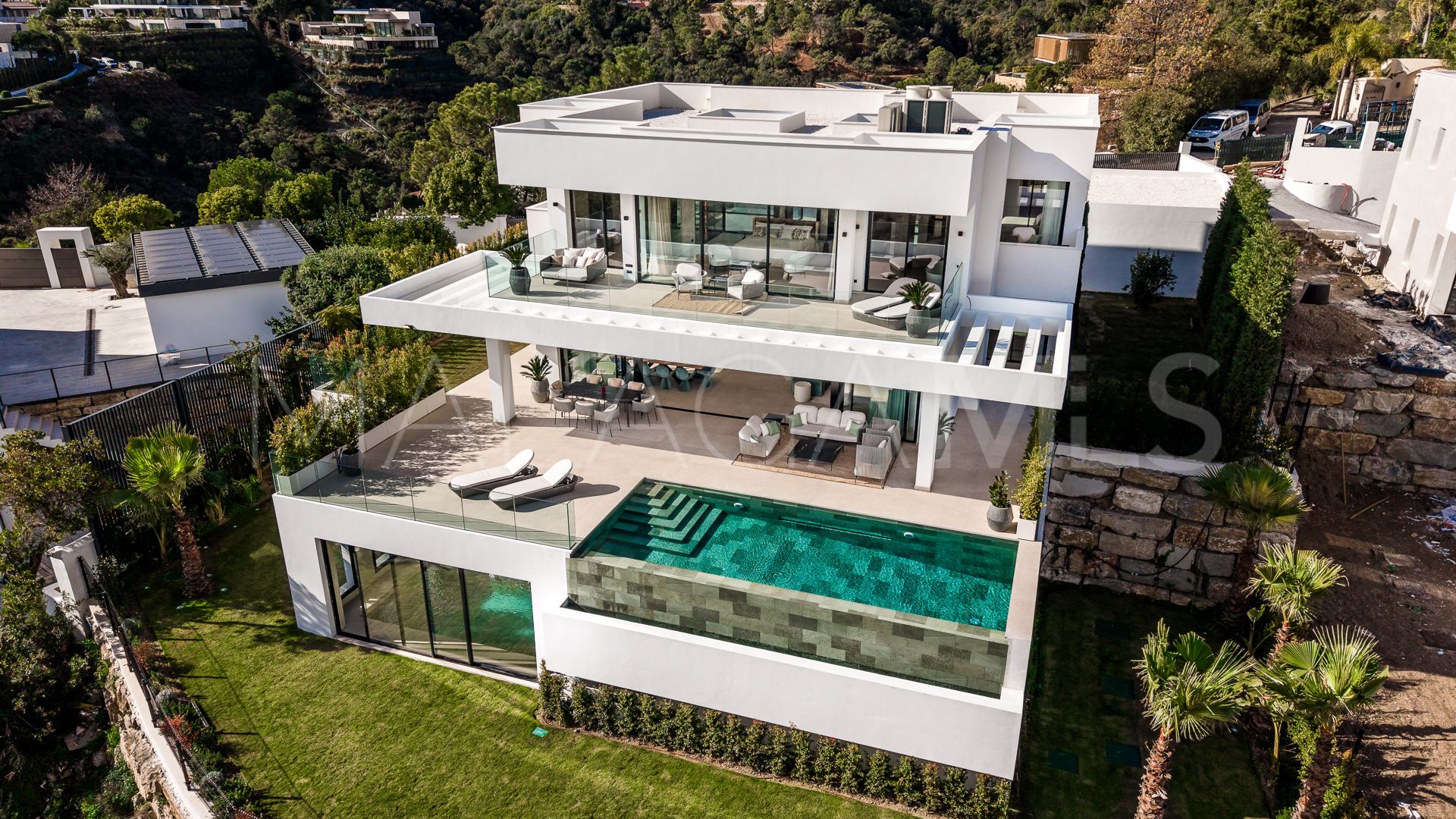 Villa for sale in El Madroñal