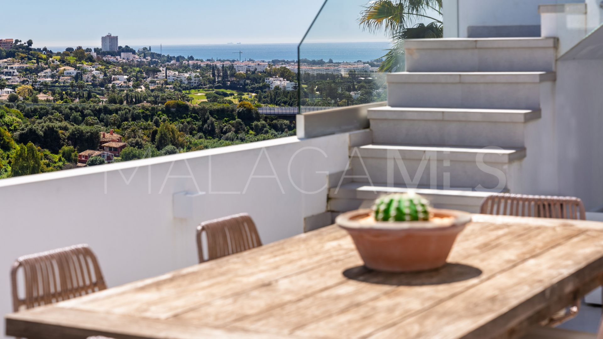 Atico duplex with 3 bedrooms for sale in La Quinta