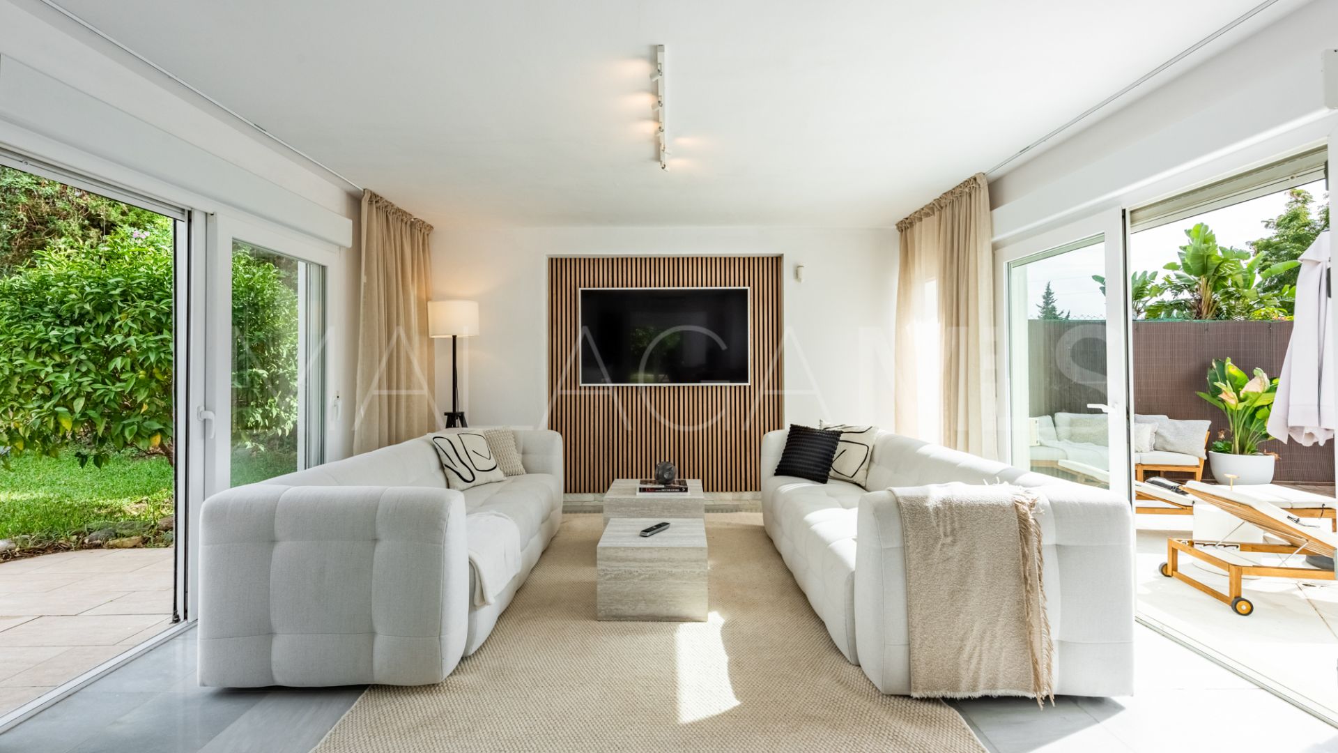 Nueva Andalucia, villa a la venta de 3 bedrooms