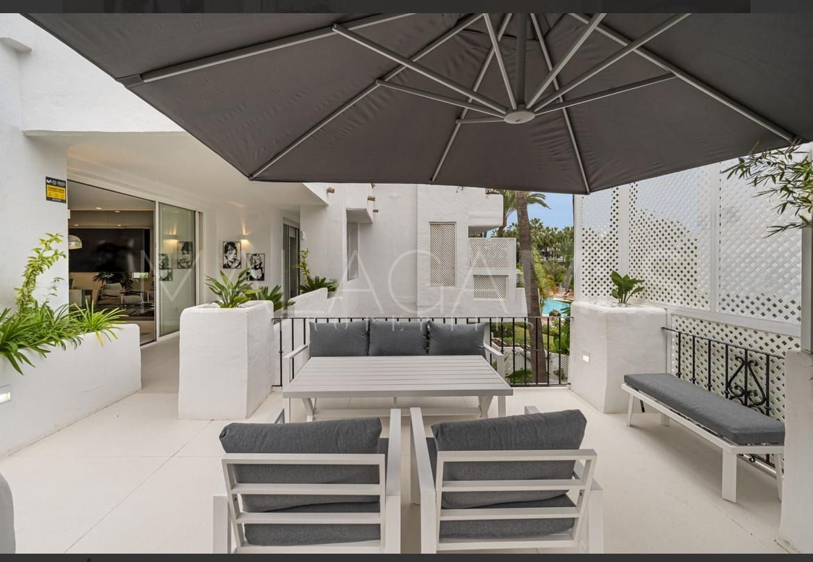 Apartamento with 3 bedrooms a la venta in Marina Puente Romano