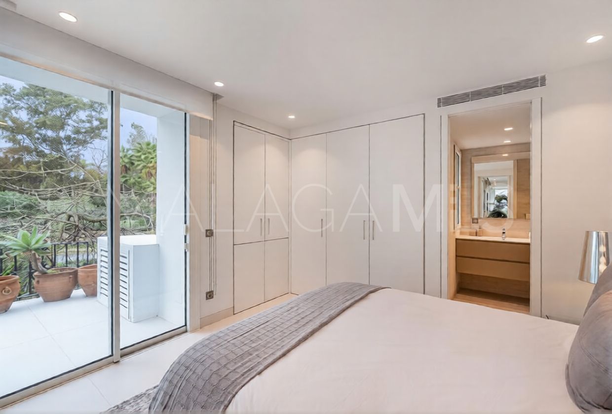 Apartamento with 3 bedrooms a la venta in Marina Puente Romano