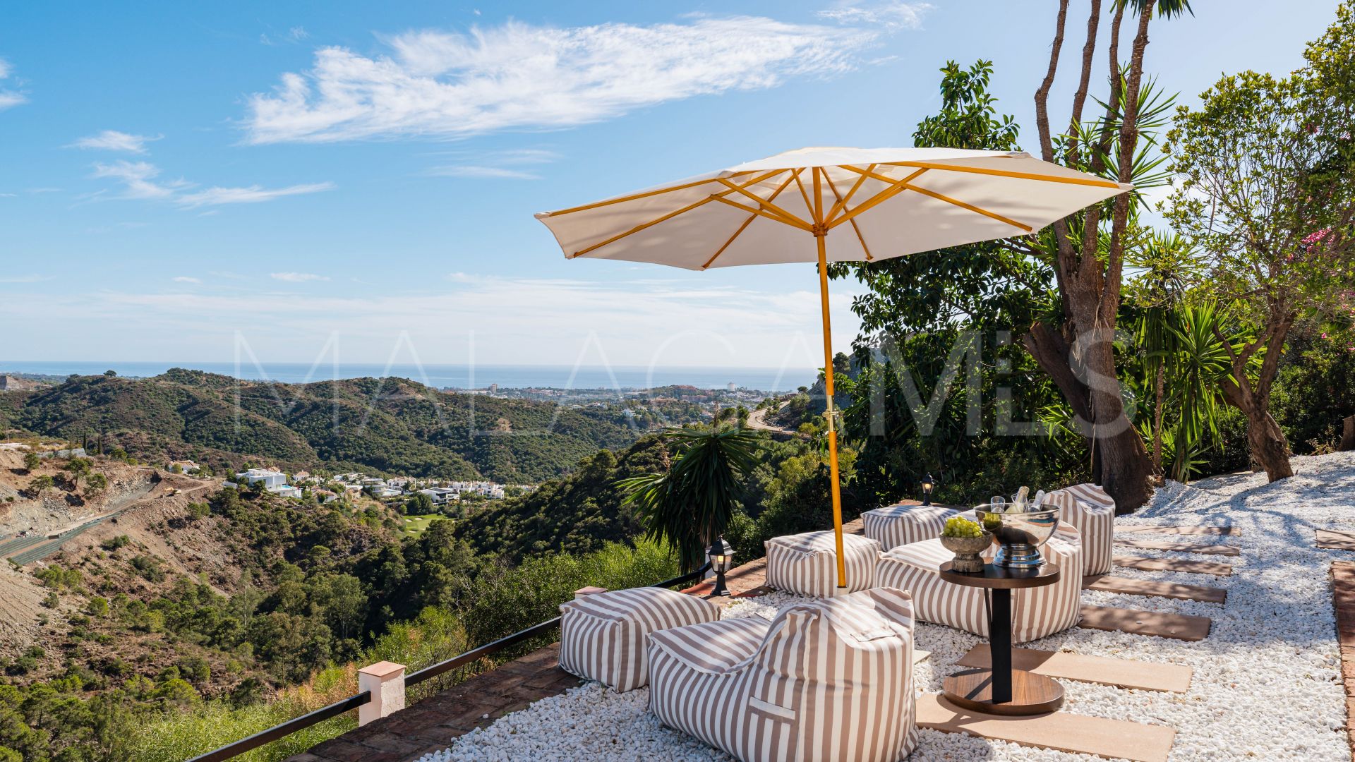 El Madroñal, villa a la venta de 6 bedrooms