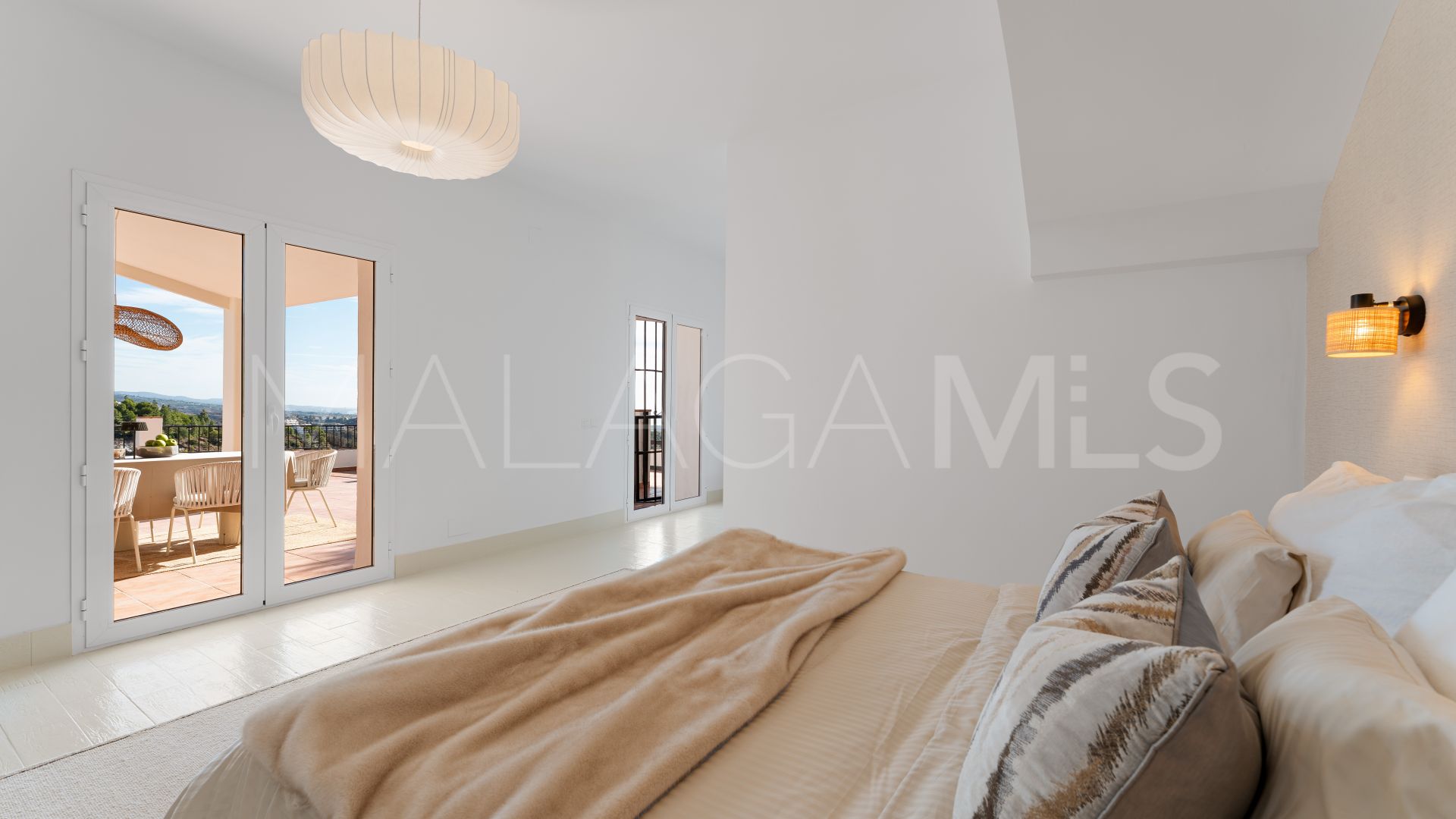 El Madroñal, villa a la venta de 6 bedrooms