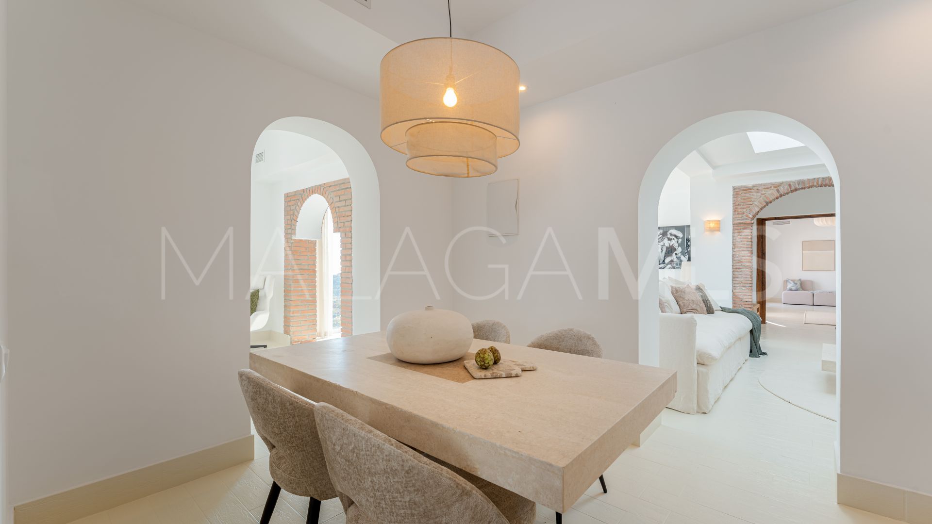 El Madroñal, villa a la venta de 6 bedrooms