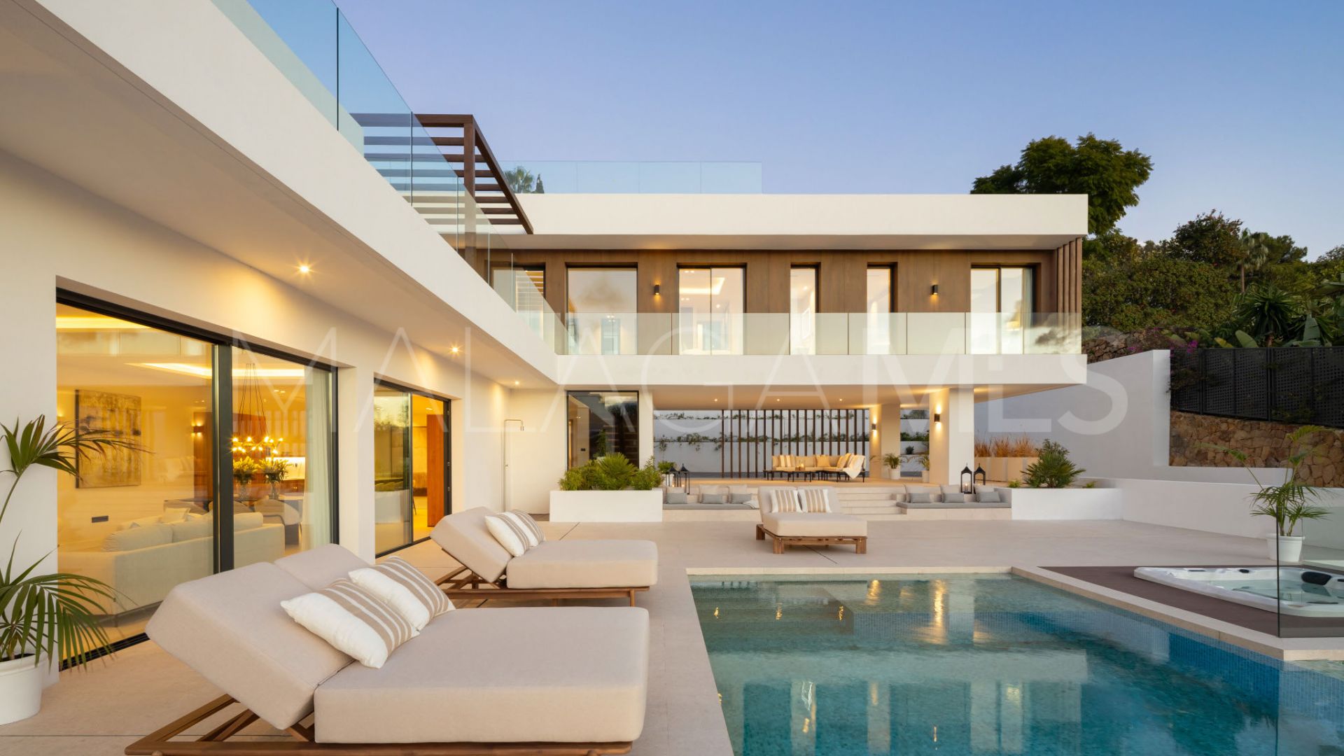 Villa for sale in El Paraiso