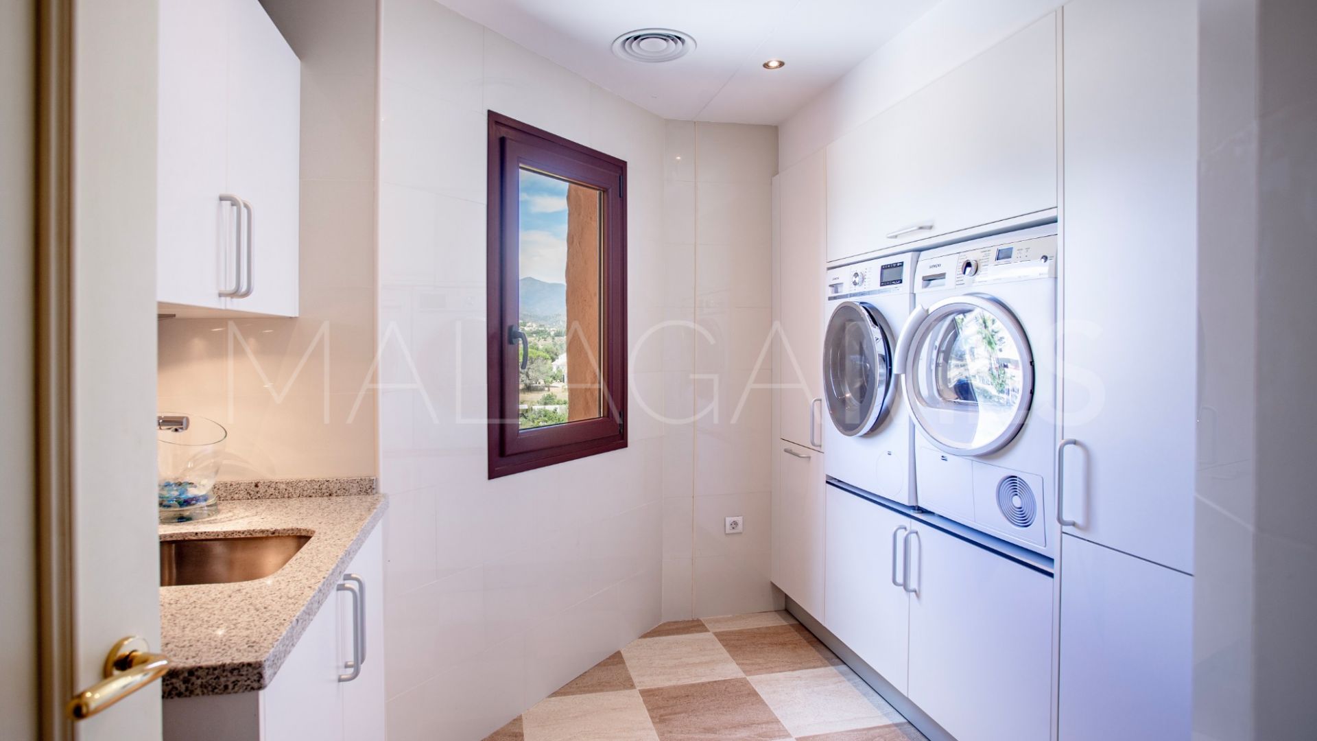 Ático for sale with 6 bedrooms in Kempinski