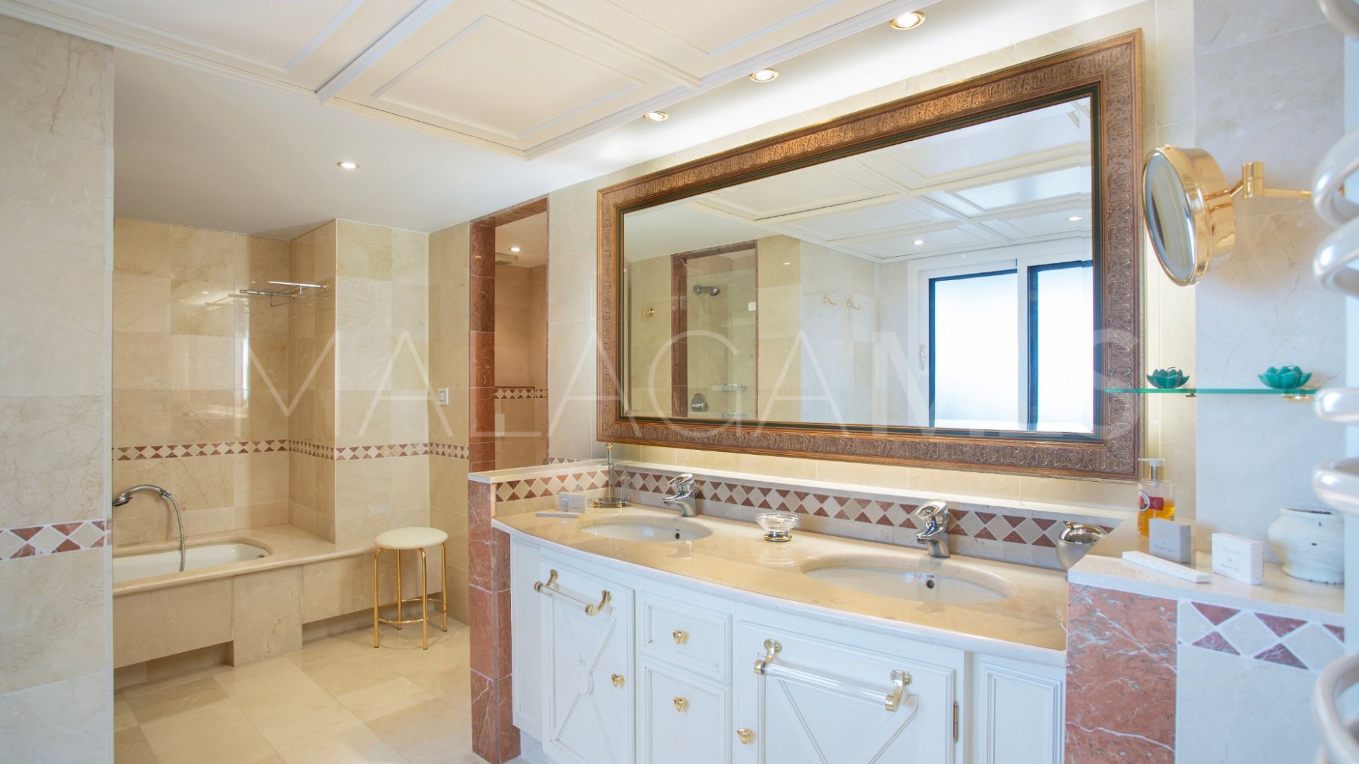 Ático for sale with 6 bedrooms in Kempinski