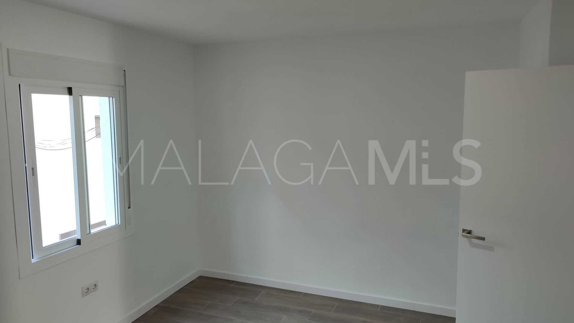 Radhus for sale in Coin Centro