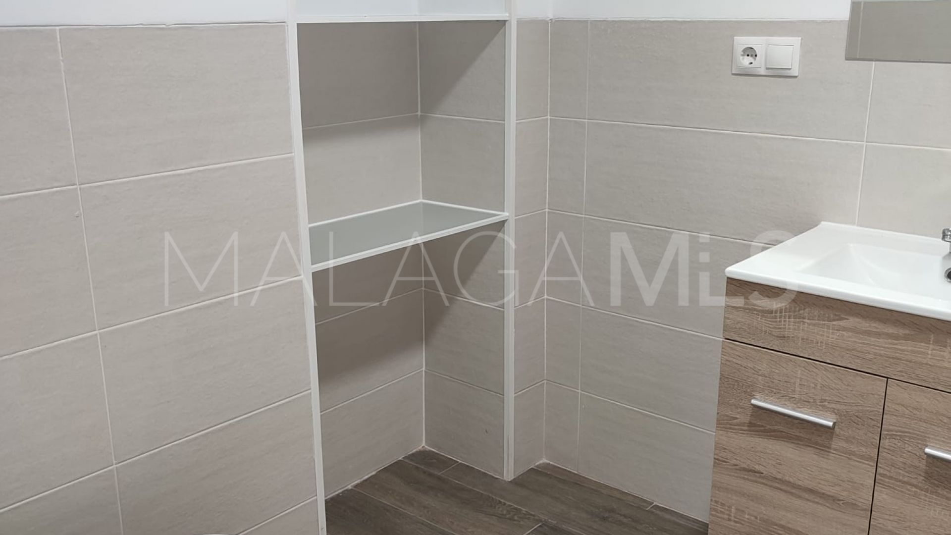 Radhus for sale in Coin Centro