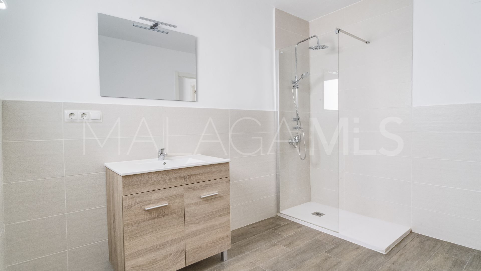 Maison de ville for sale in Coin Centro