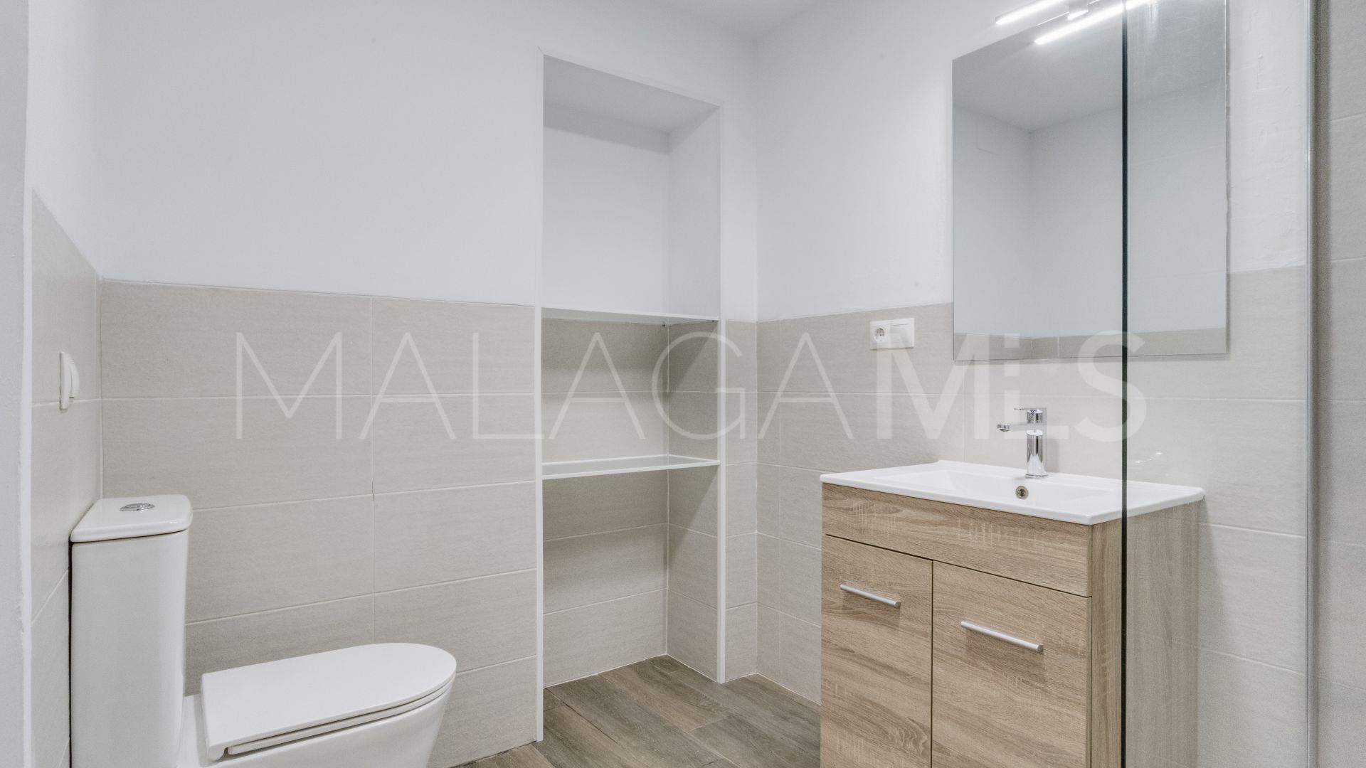 Maison de ville for sale in Coin Centro