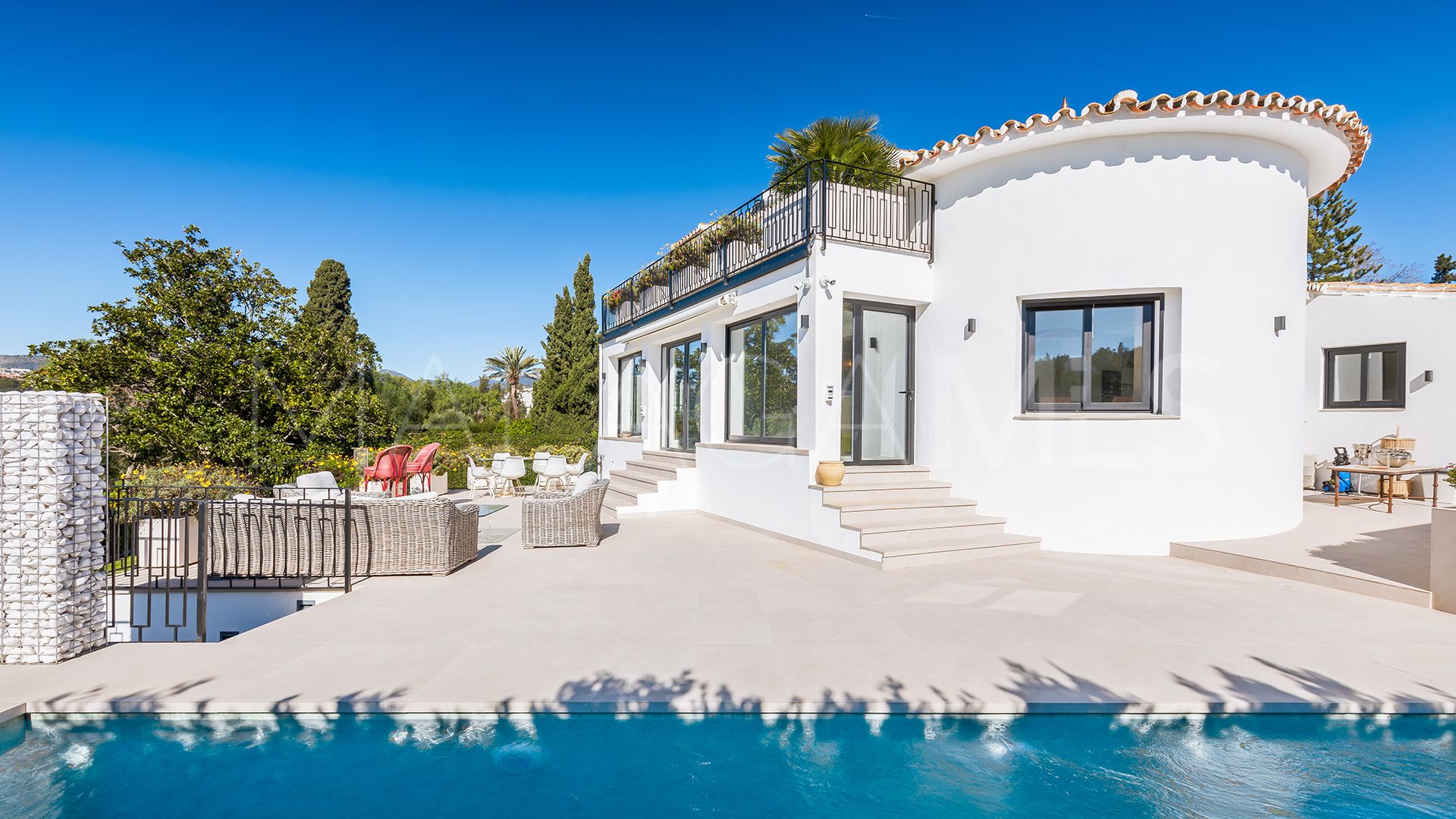 Villa for sale in Guadalmina Alta
