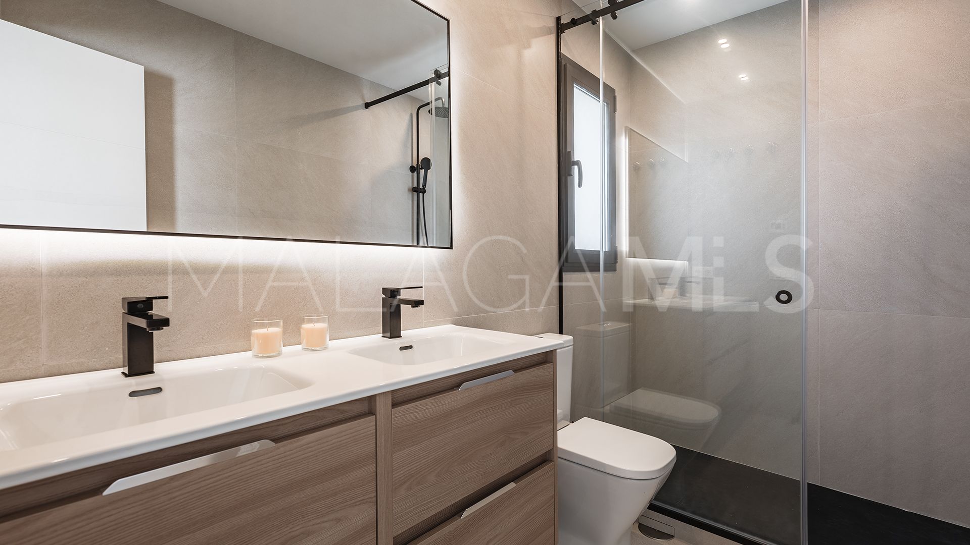 Villa for sale in Guadalmina Alta