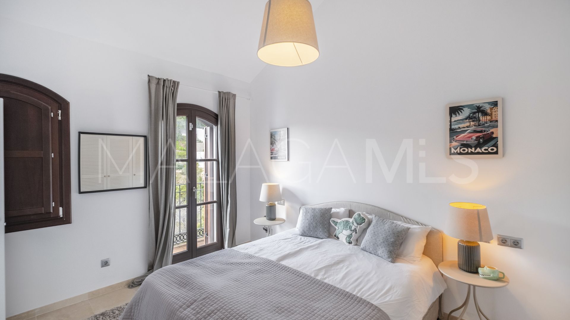 Villa for sale in El Madroñal