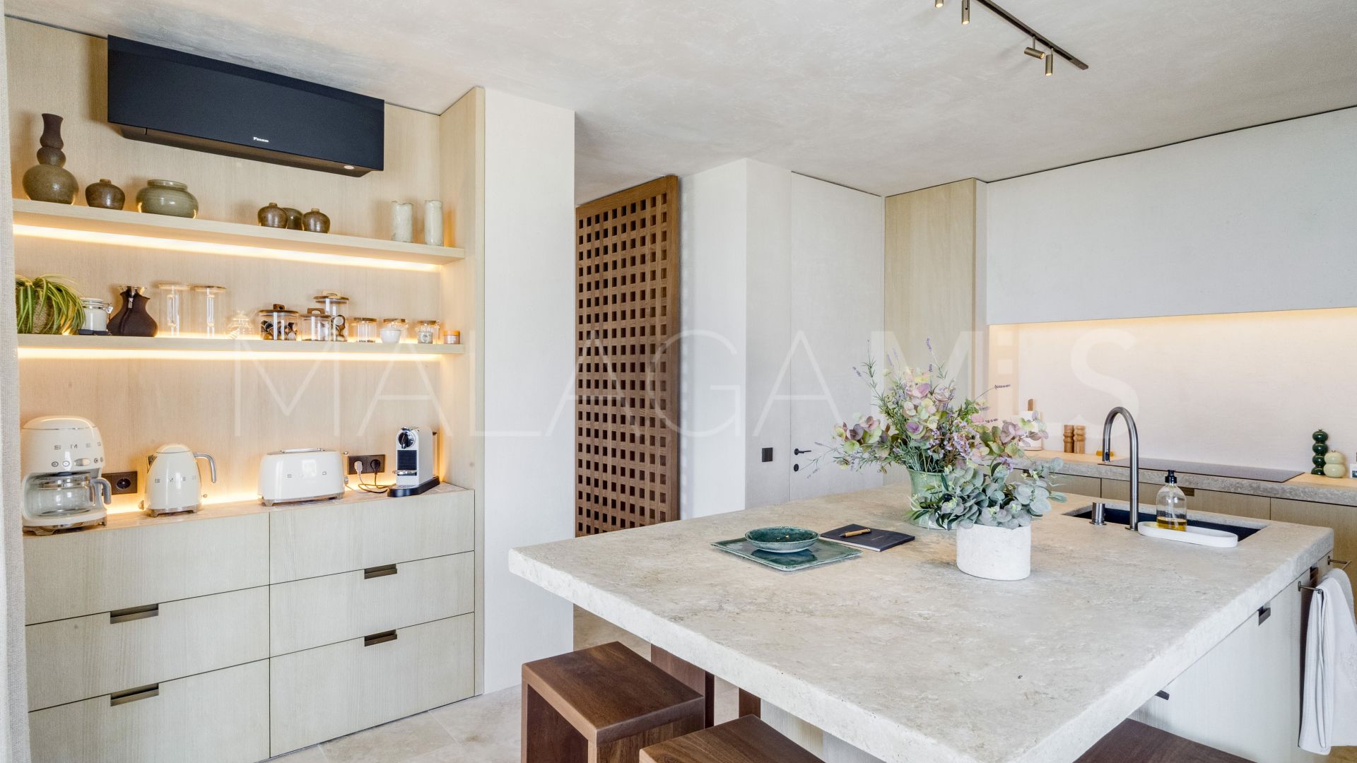 Duplex penthouse for sale in Monte Paraiso