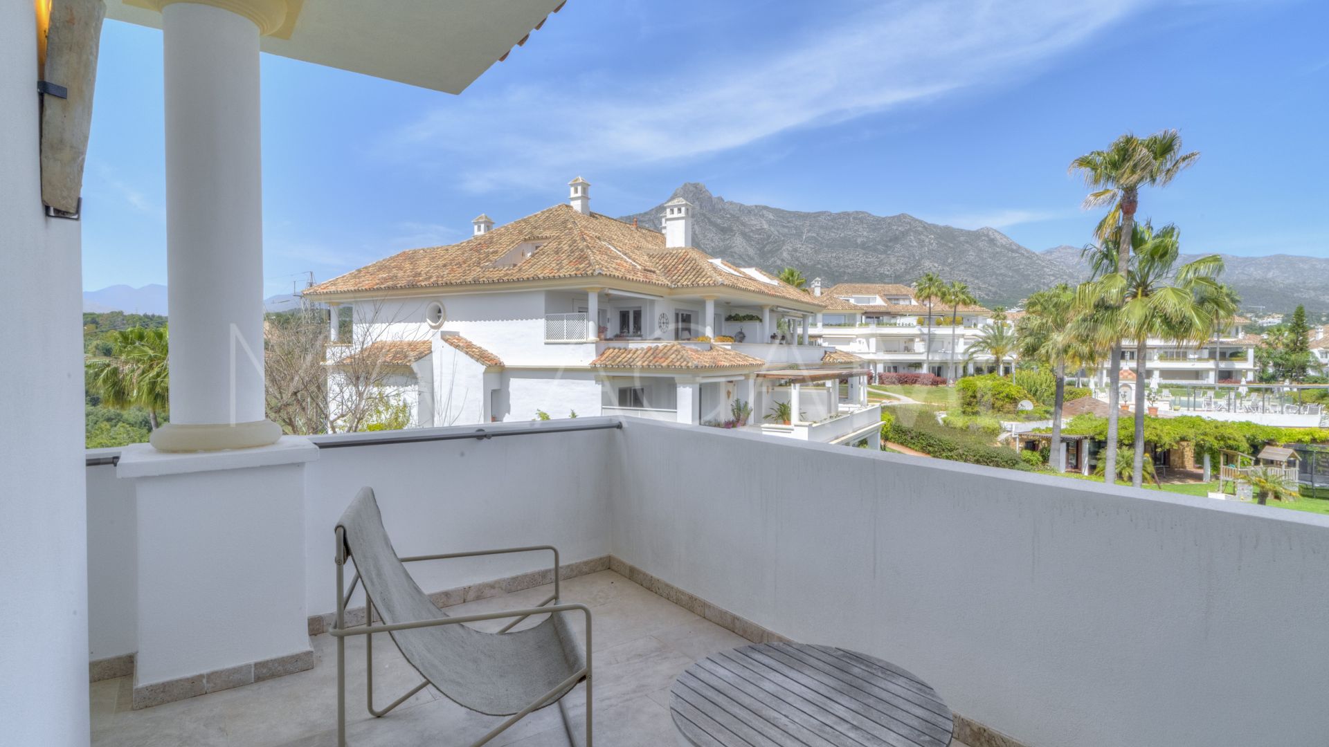 Duplex penthouse for sale in Monte Paraiso