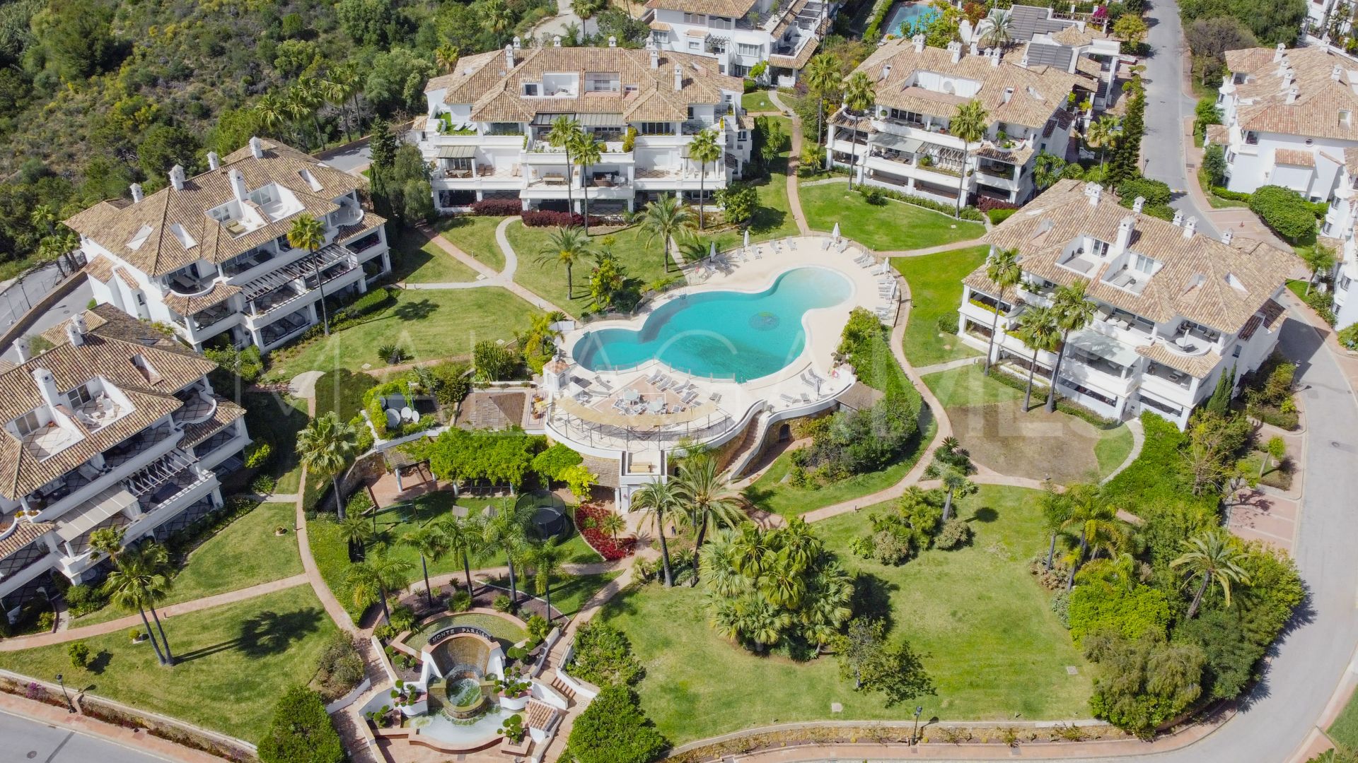 Duplex penthouse for sale in Monte Paraiso