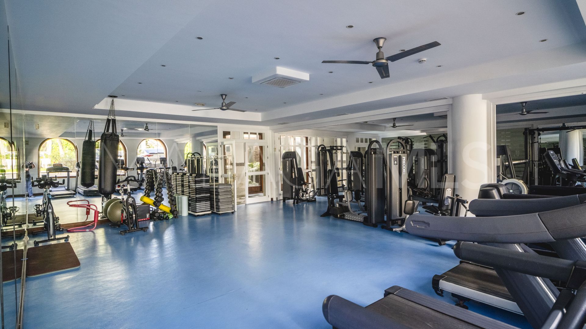 Duplex penthouse for sale in Monte Paraiso