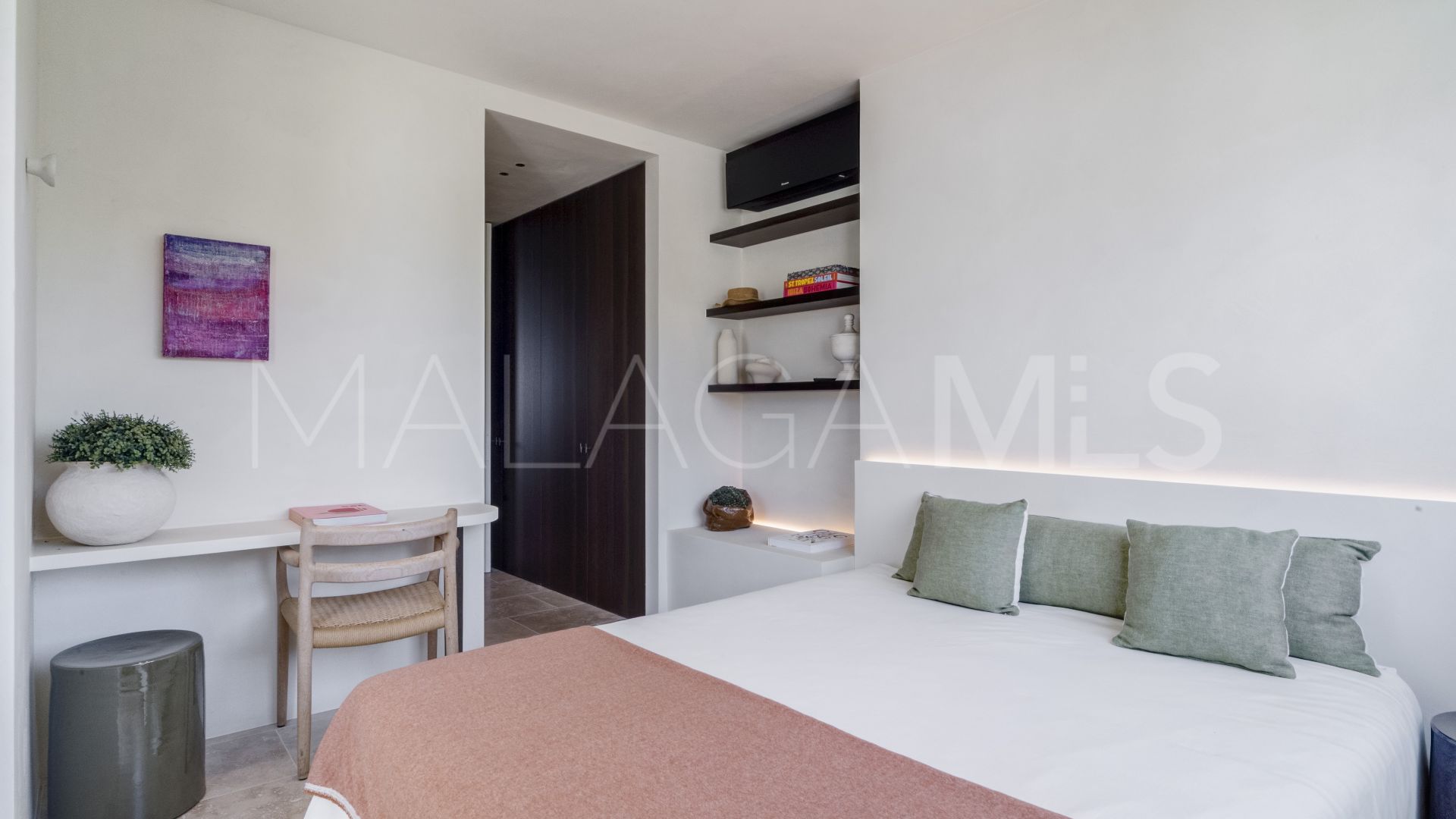 Duplex penthouse for sale in Monte Paraiso