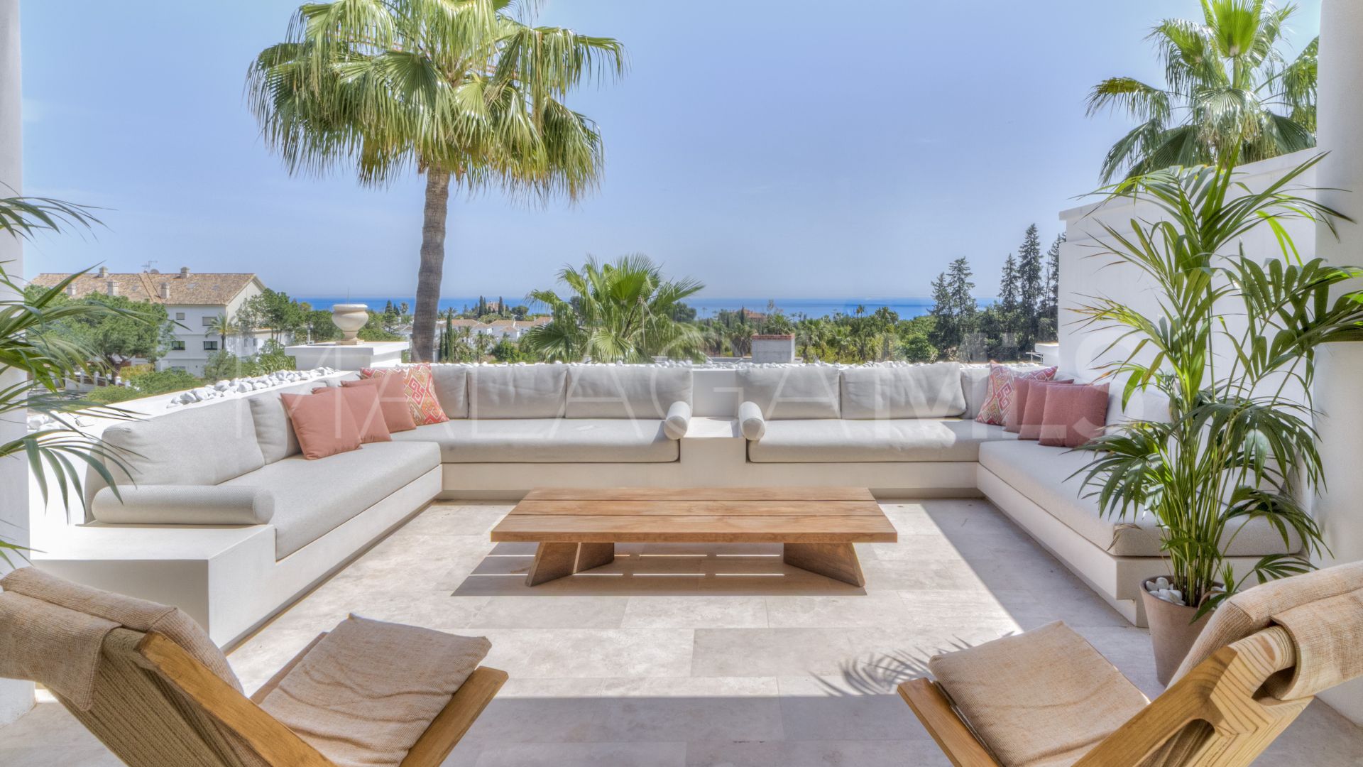 Duplex penthouse for sale in Monte Paraiso