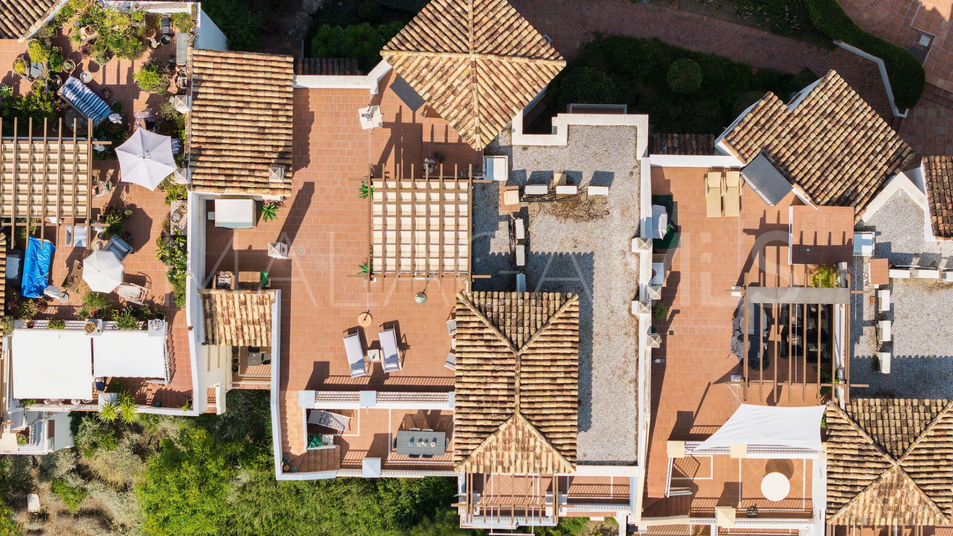 Los Arqueros duplex penthouse for sale