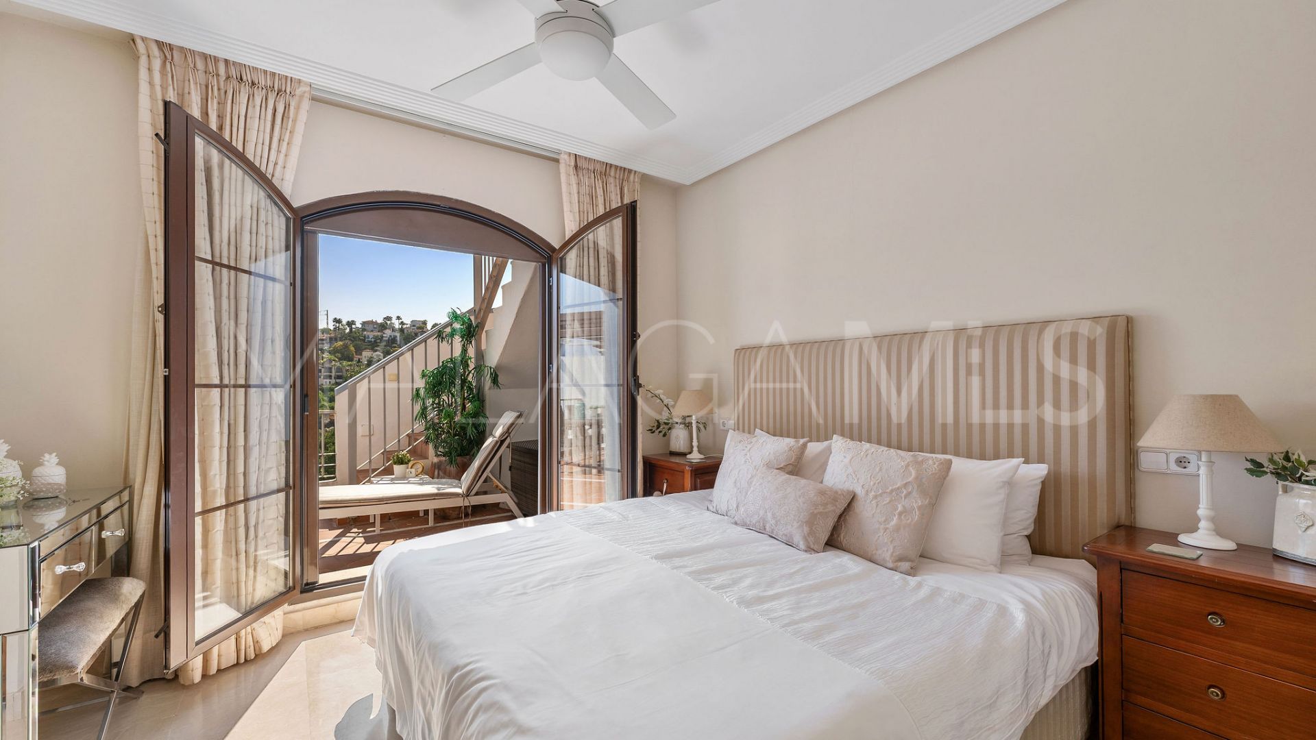 Los Arqueros duplex penthouse for sale