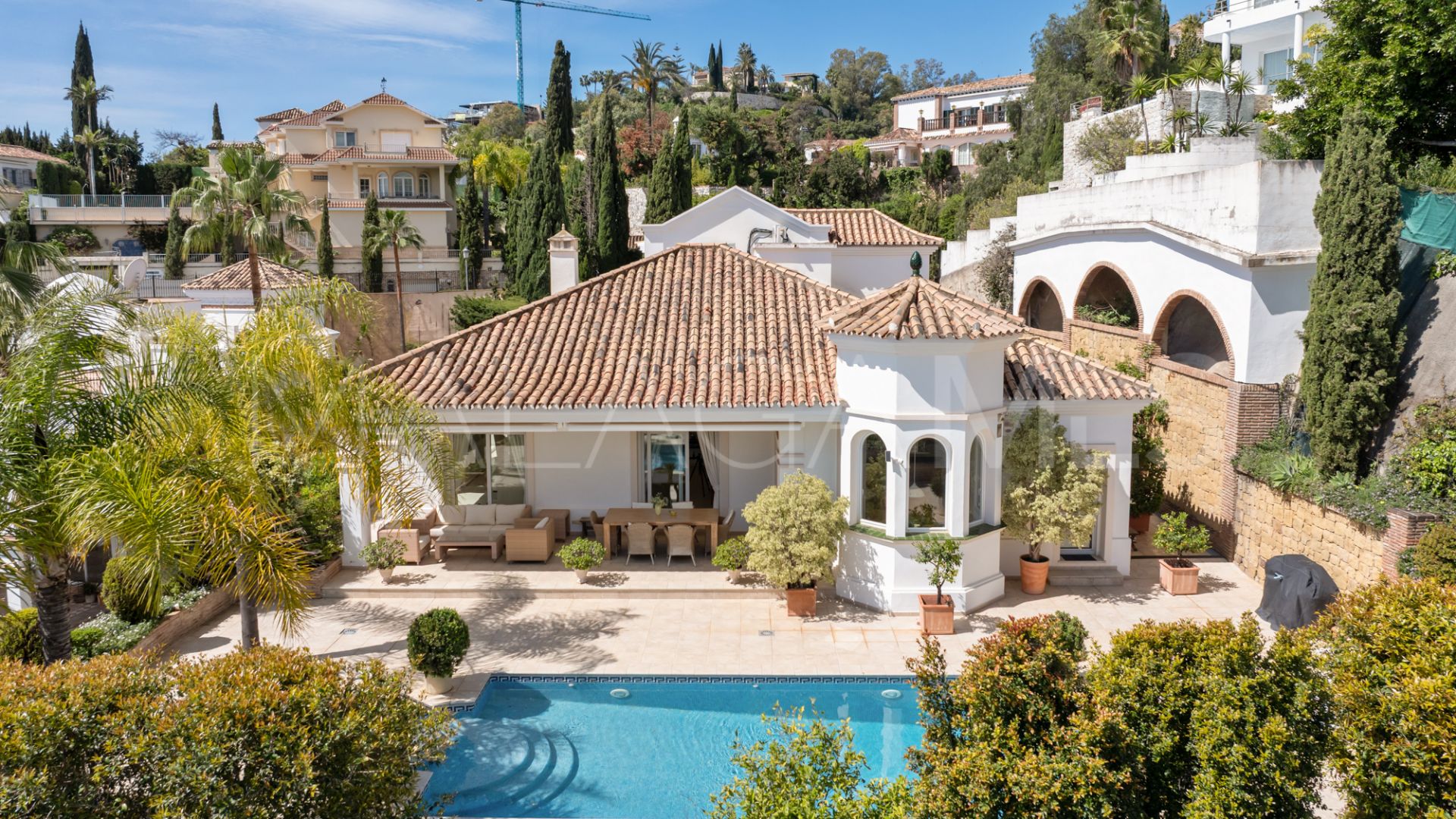 Villa for sale in El Herrojo