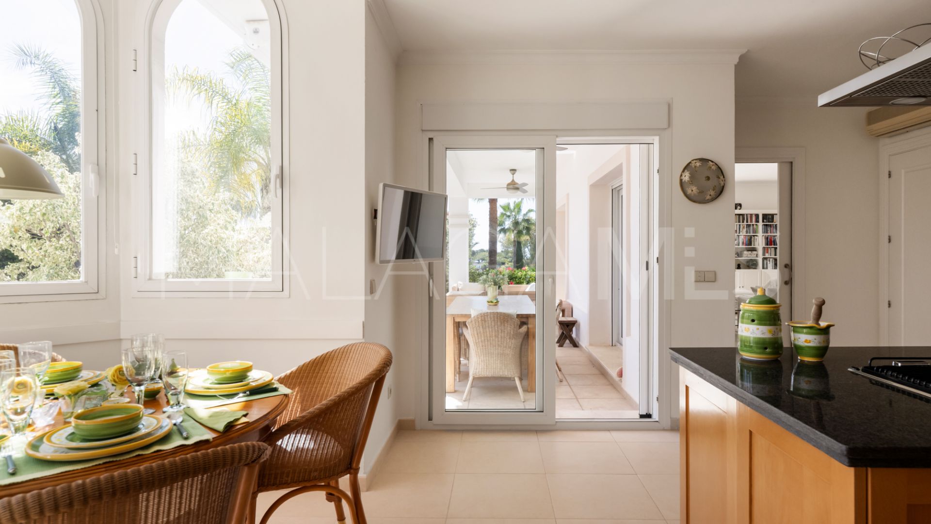 Villa for sale in El Herrojo