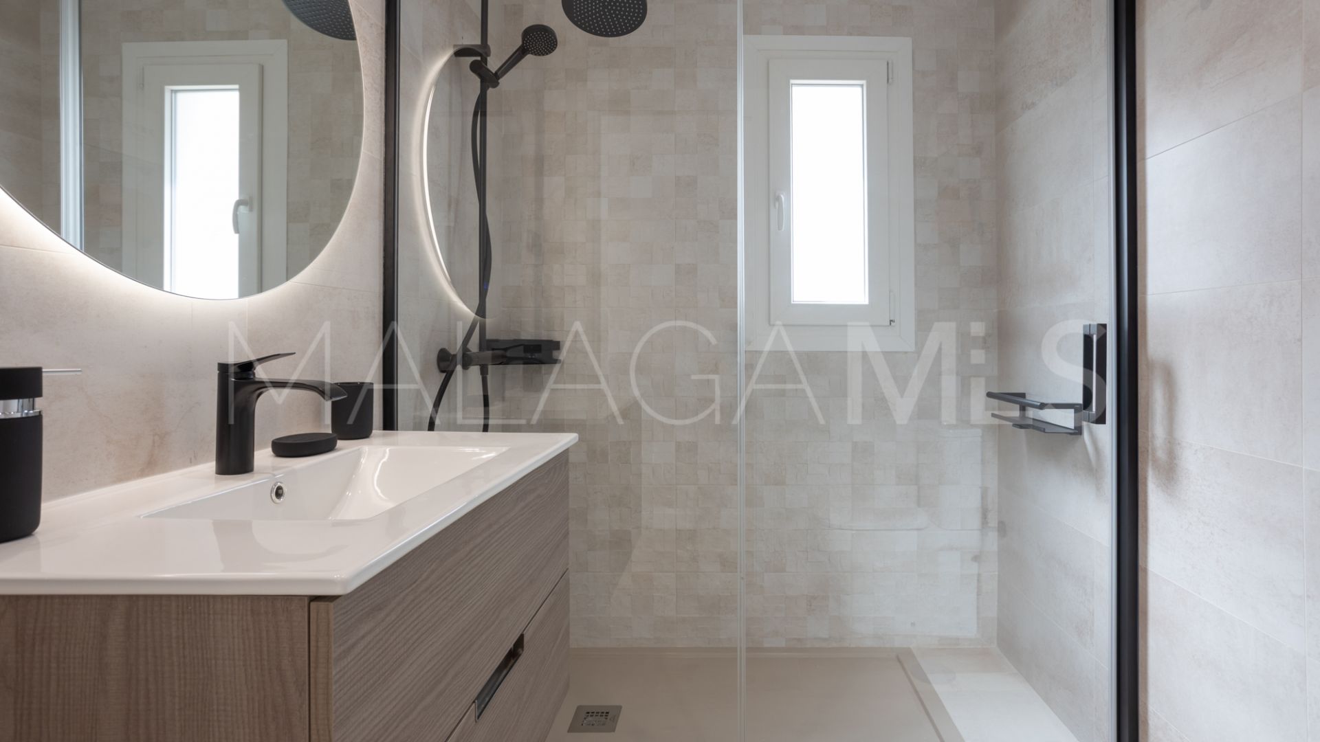 Ático de 2 bedrooms a la venta in La Campana