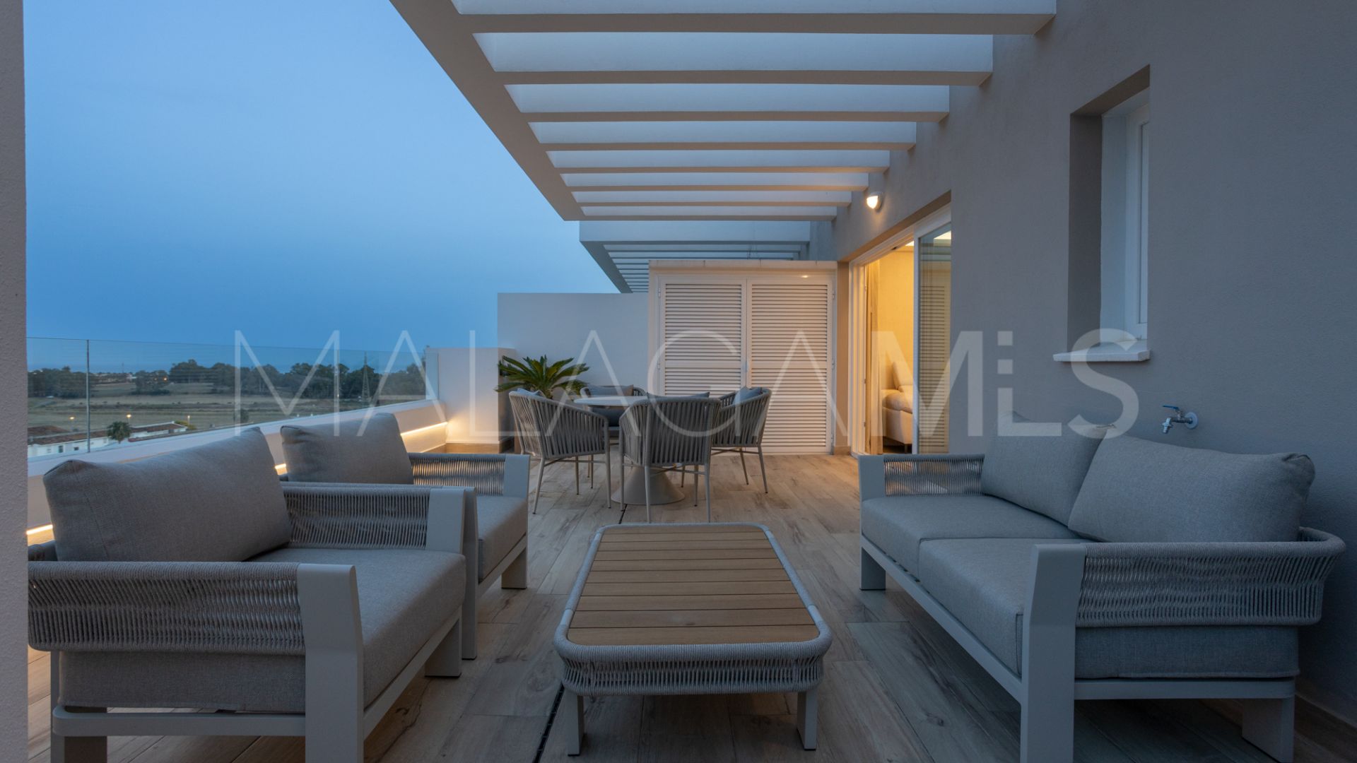 Ático de 2 bedrooms a la venta in La Campana