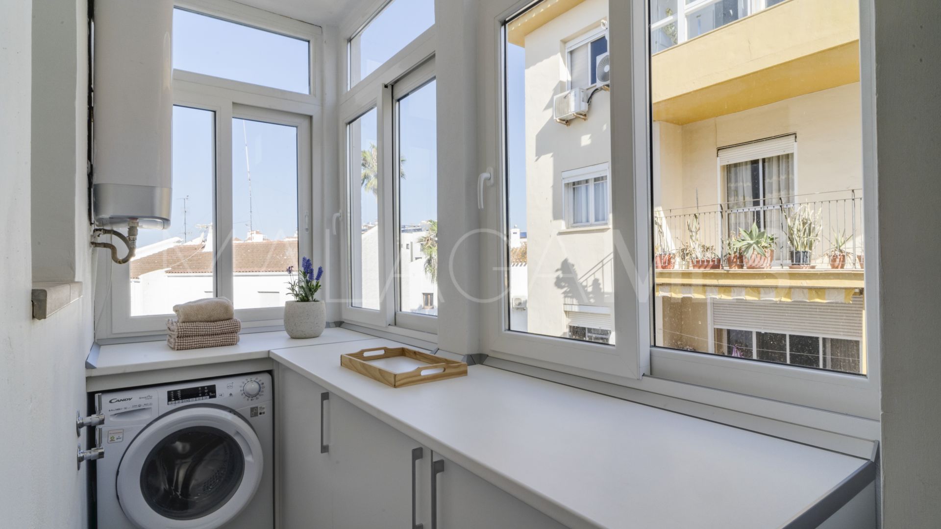 Apartment with 3 bedrooms for sale in Estepona Town