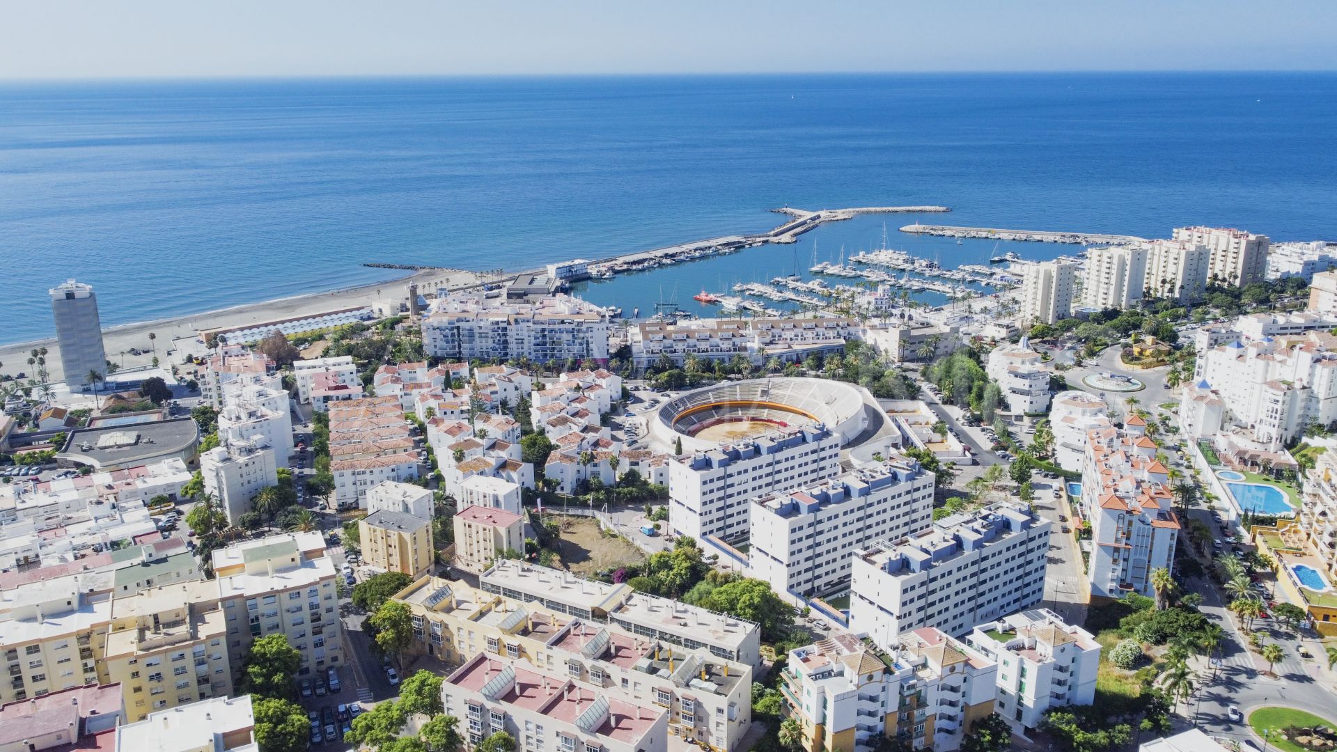 Apartment with 3 bedrooms for sale in Estepona Town