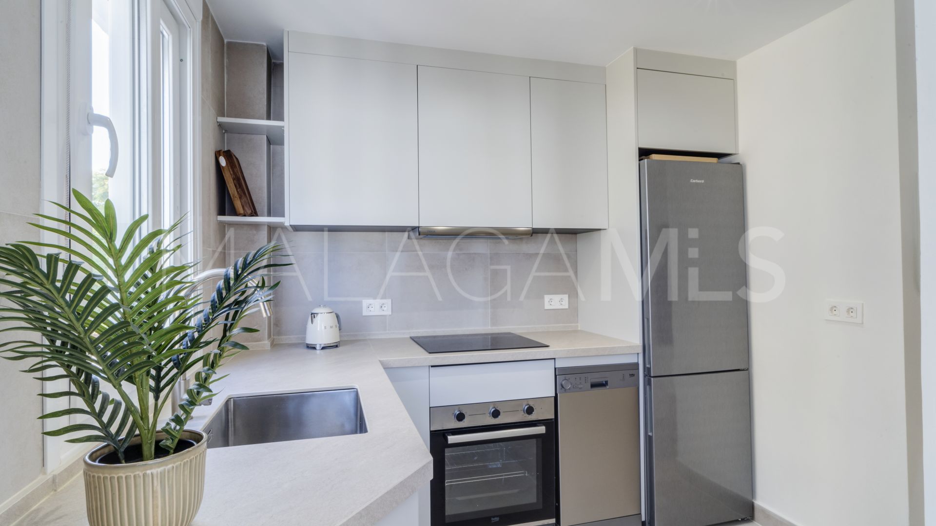 Apartment with 3 bedrooms for sale in Estepona Town