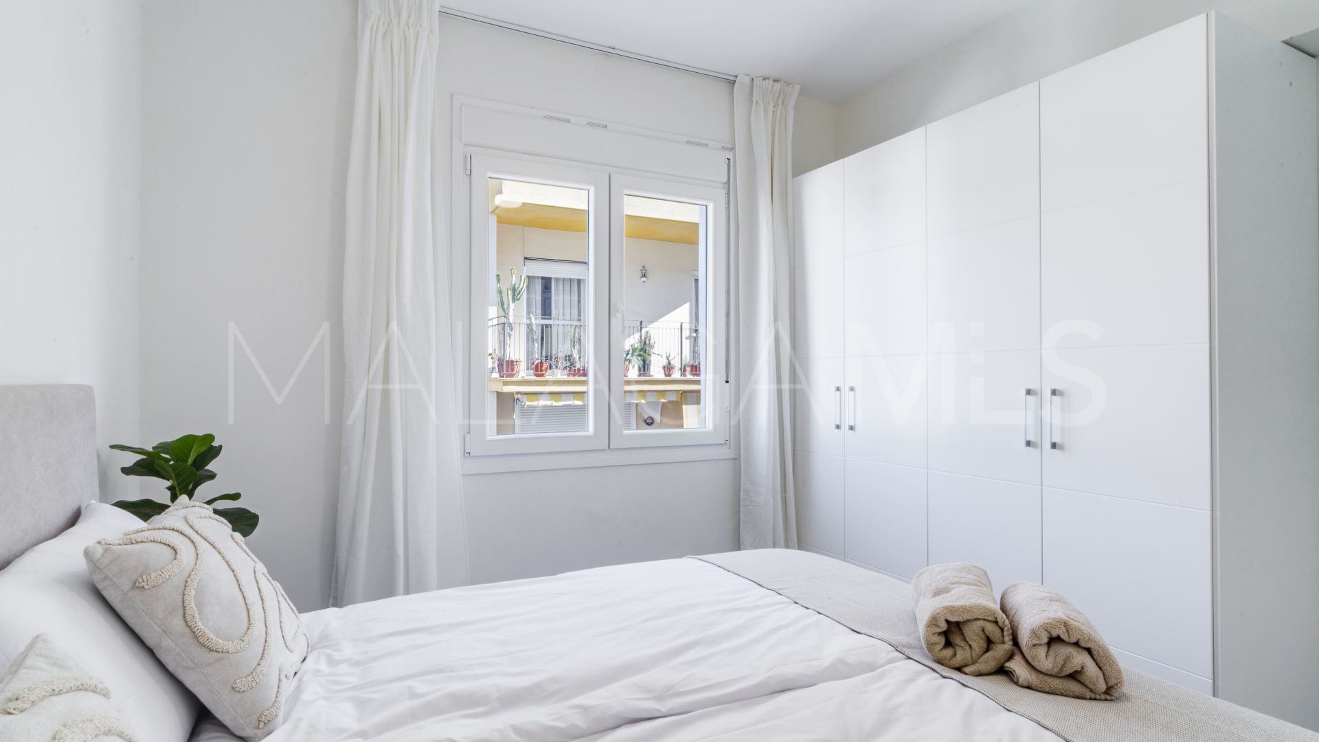 Apartment with 3 bedrooms for sale in Estepona Town