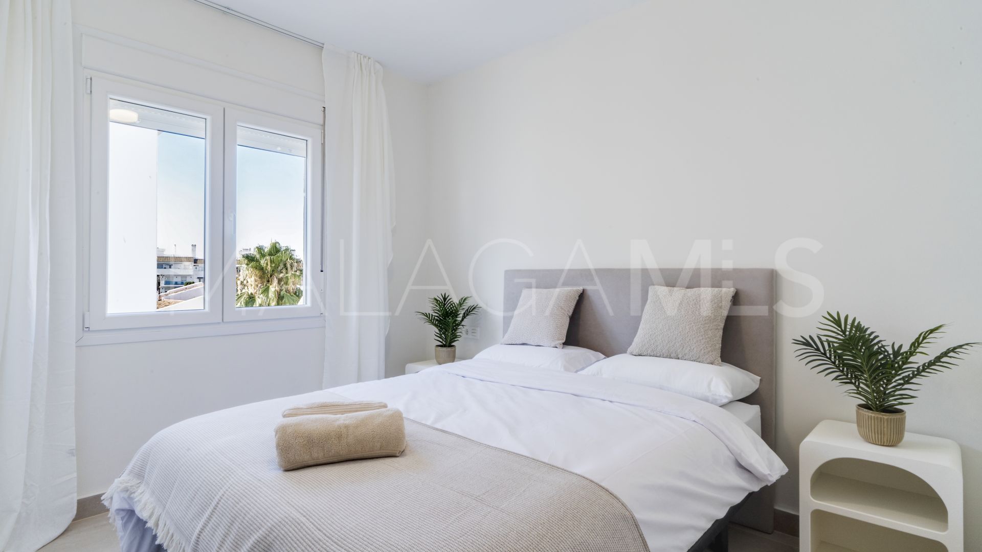 Apartment with 3 bedrooms for sale in Estepona Town