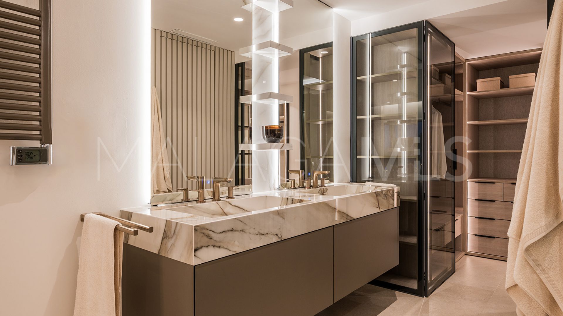Menara Beach, apartamento planta baja de 3 bedrooms a la venta