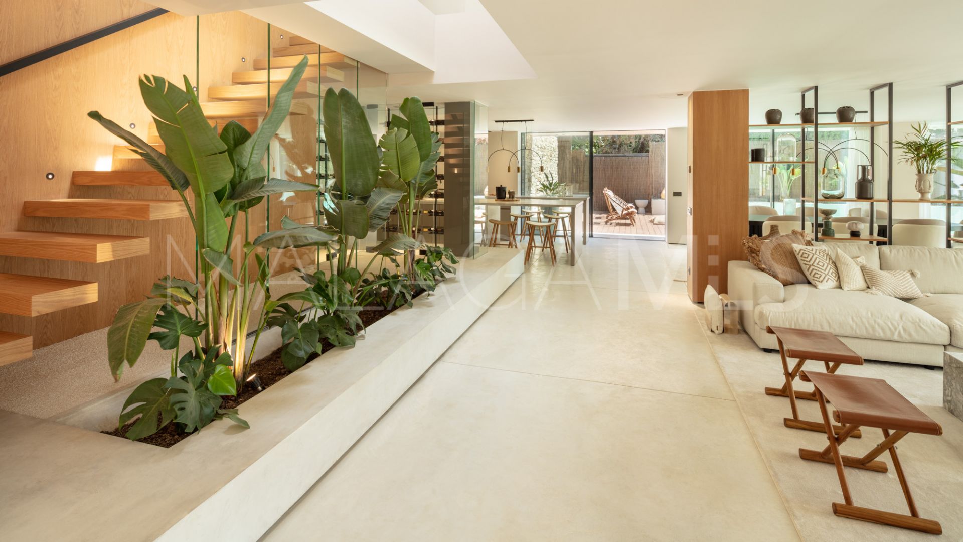 Villa for sale in Nueva Andalucia de 4 bedrooms
